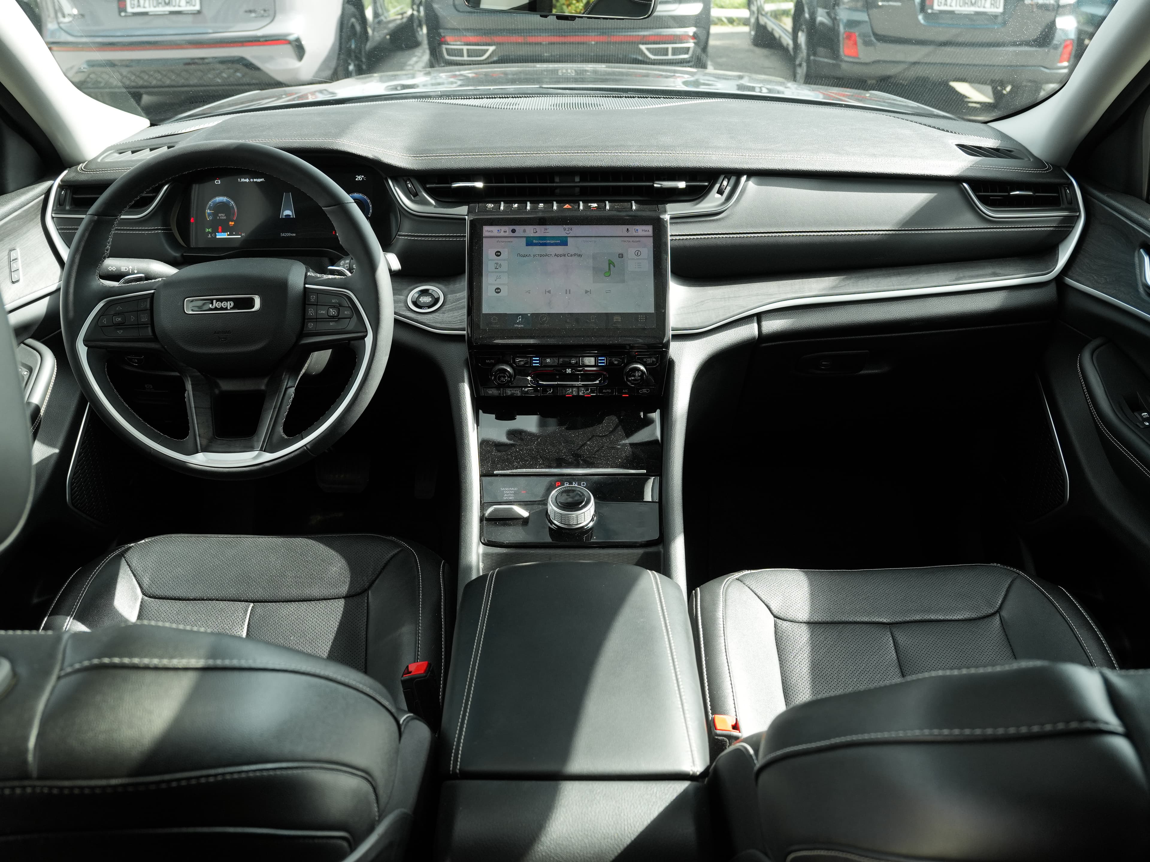 Jeep Grand Cherokee — фото 18