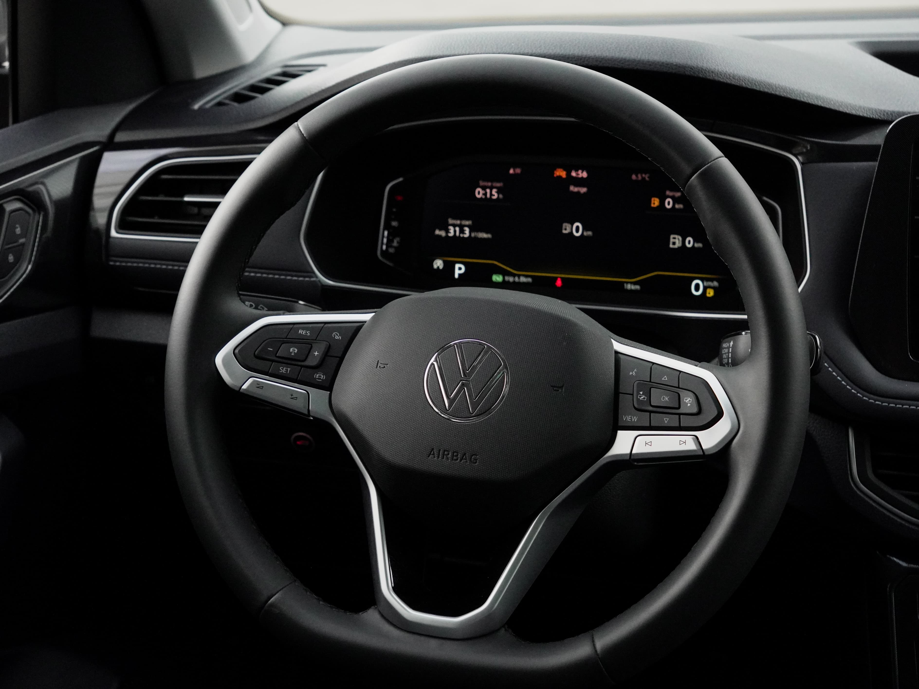 Volkswagen Tharu XR — фото 29