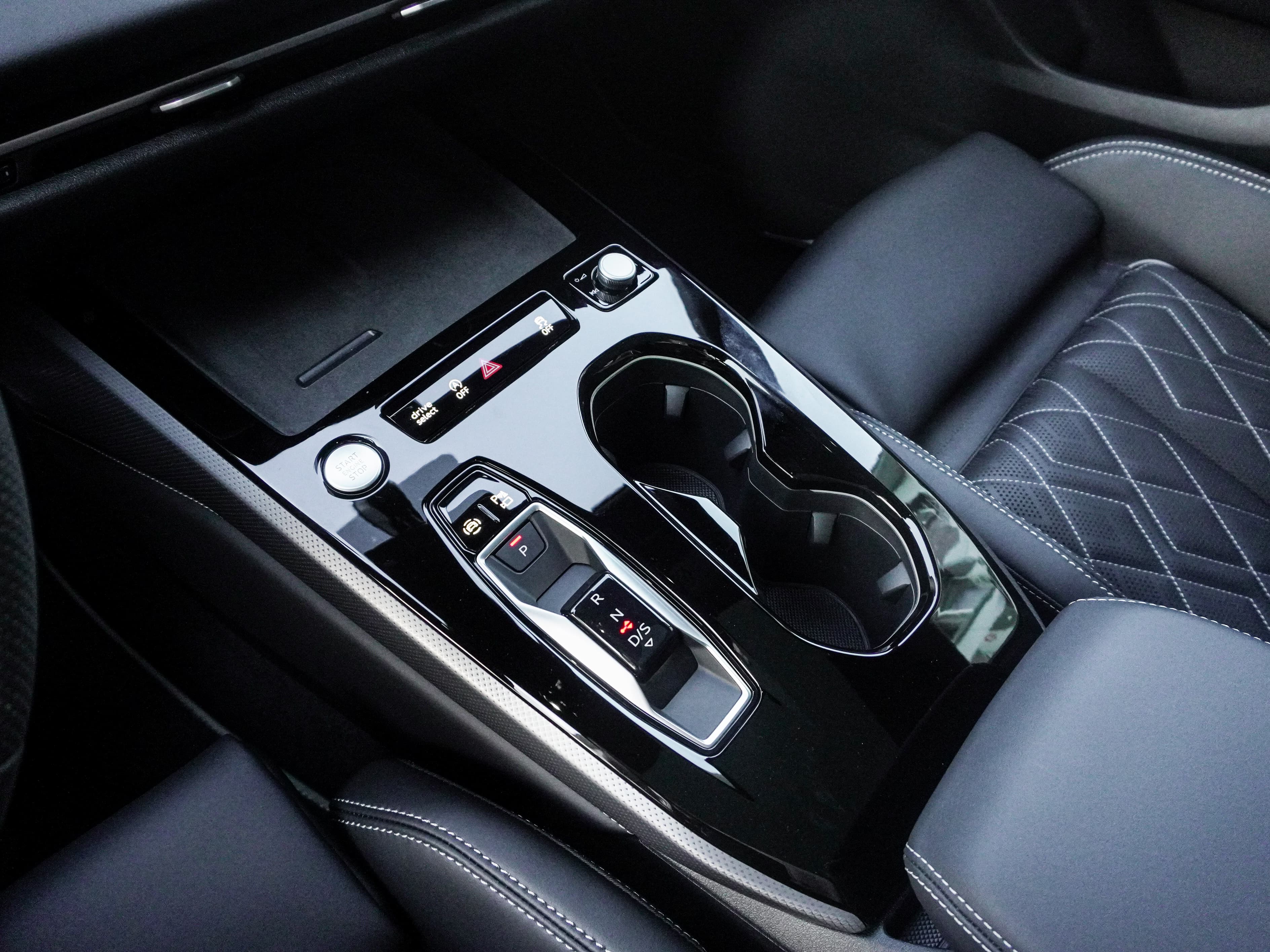 Audi A5L — фото 19