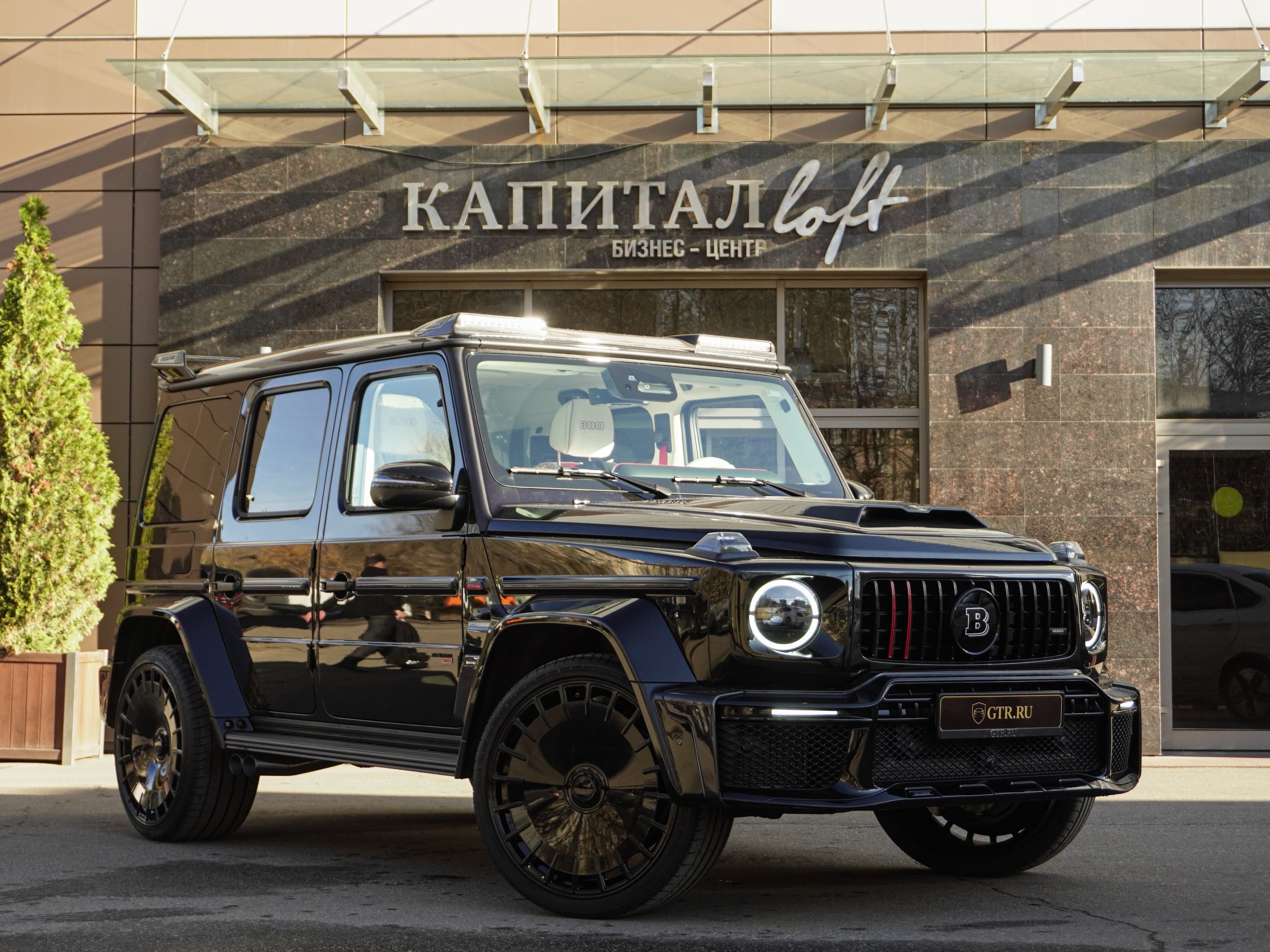 Brabus 800 Widestar — черная классика и бежевый люкс — фото 3