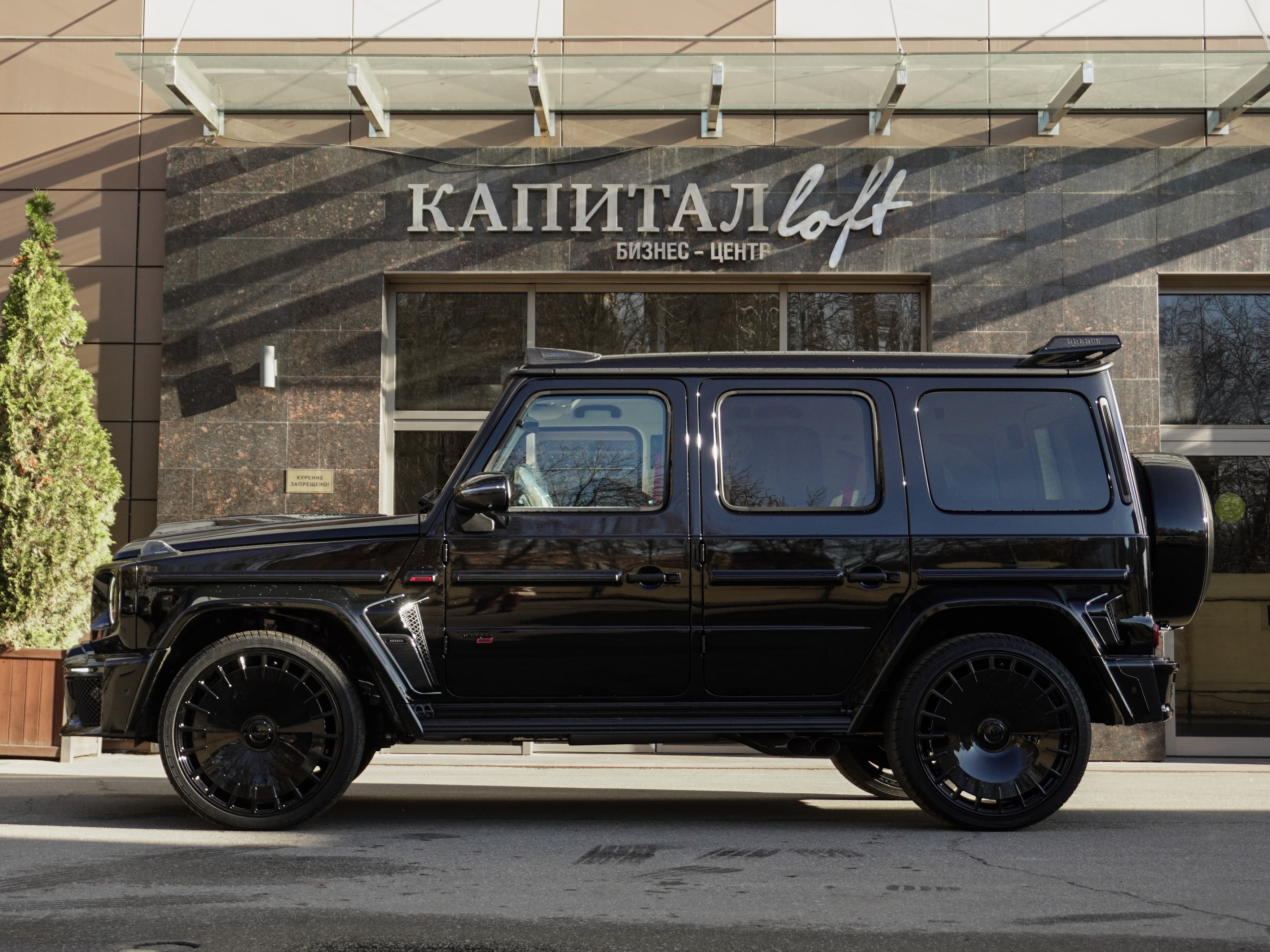 Brabus 800 Widestar — черная классика и бежевый люкс — фото 9