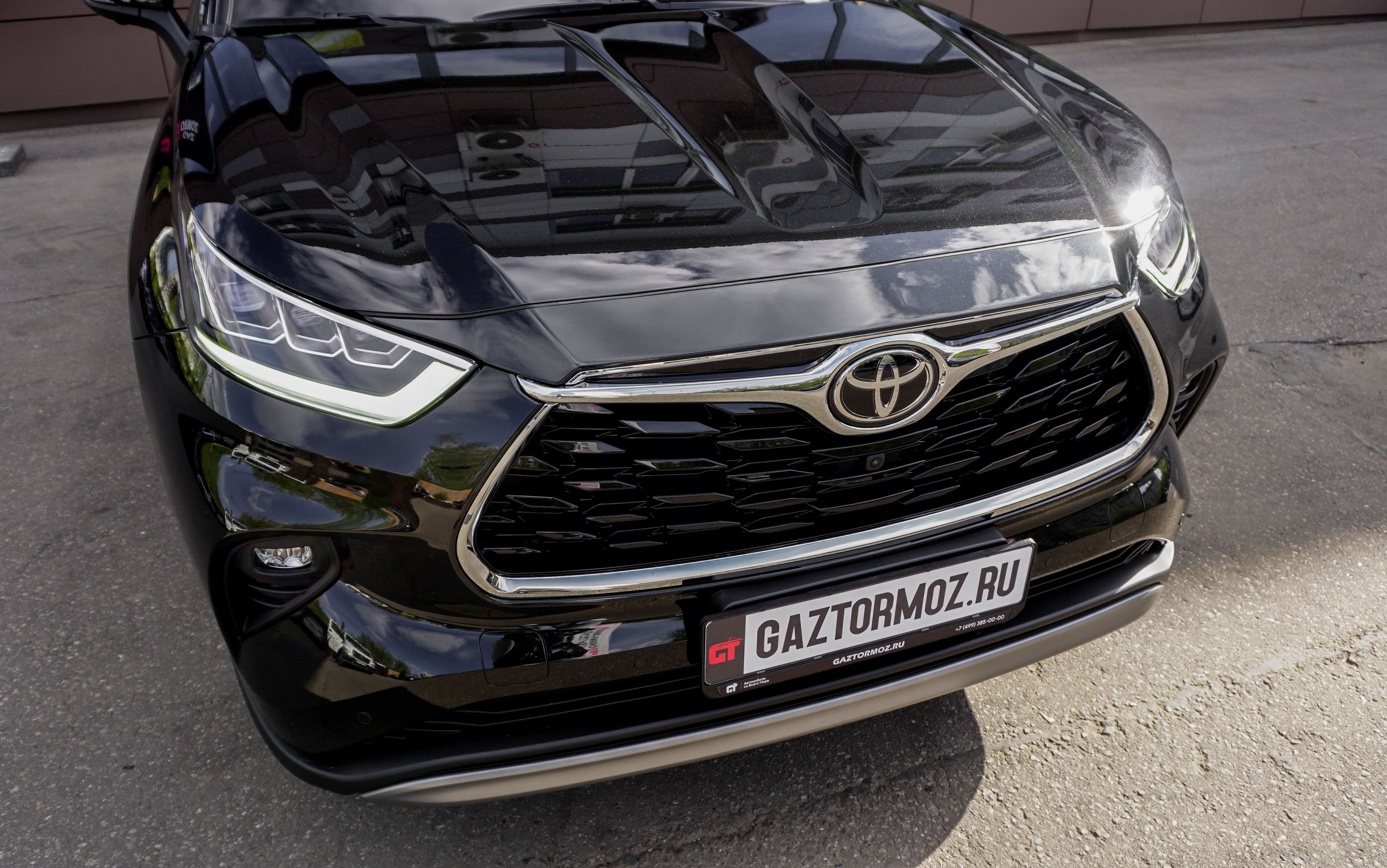 Toyota Highlander — фото 10