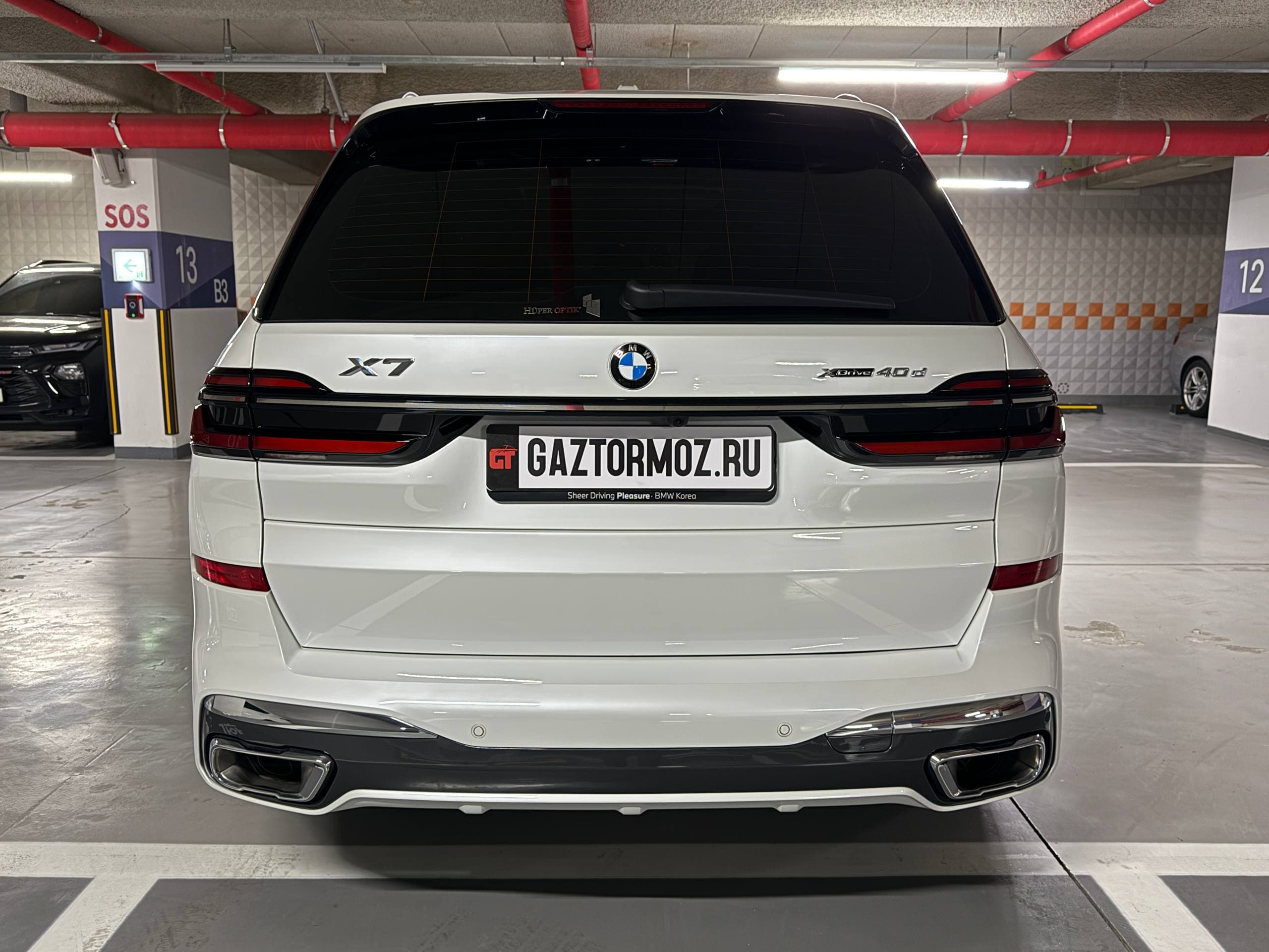 BMW X7 — фото 3