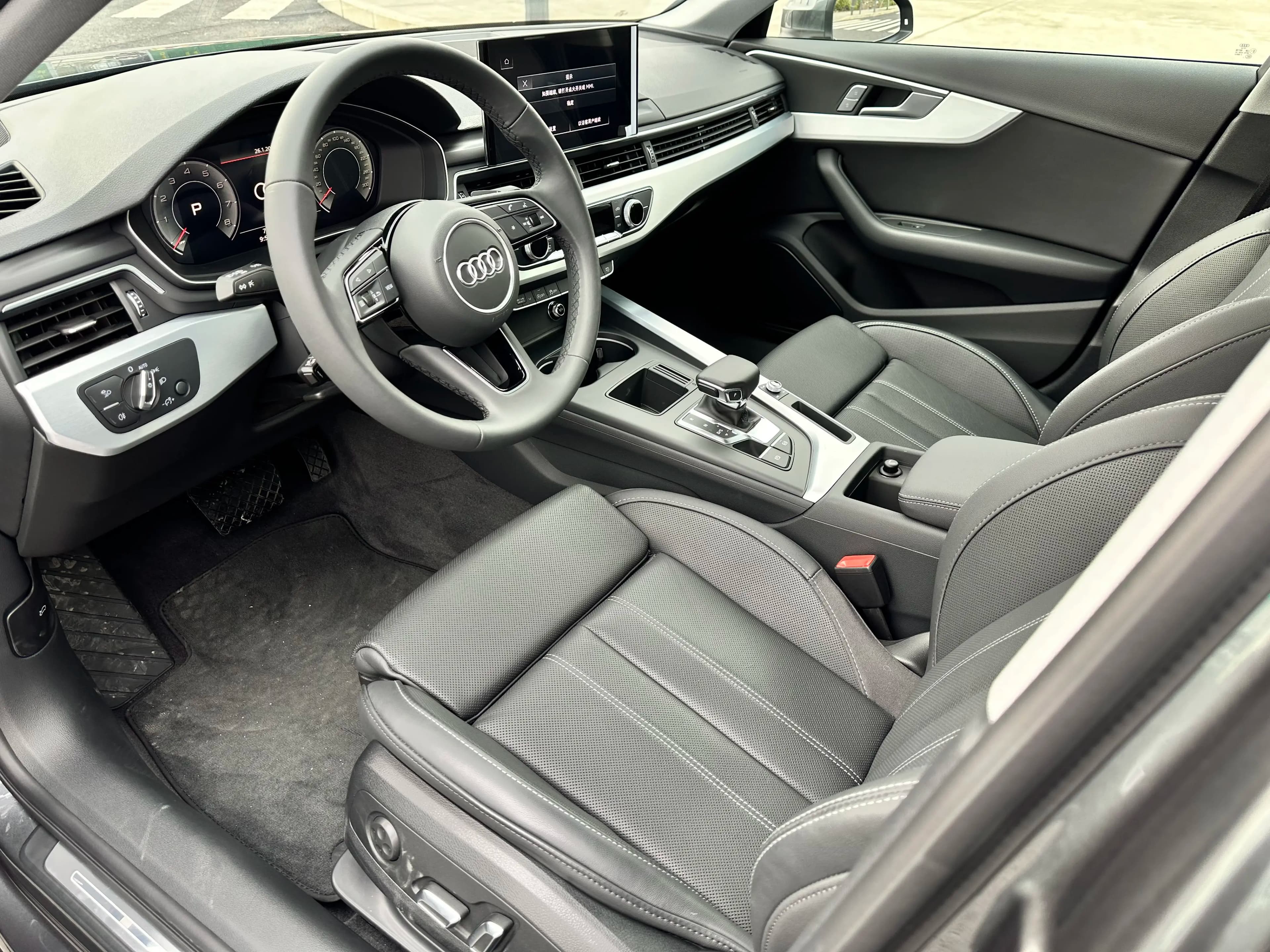 Audi A4L 2021 г. 68043 км. — фото 15