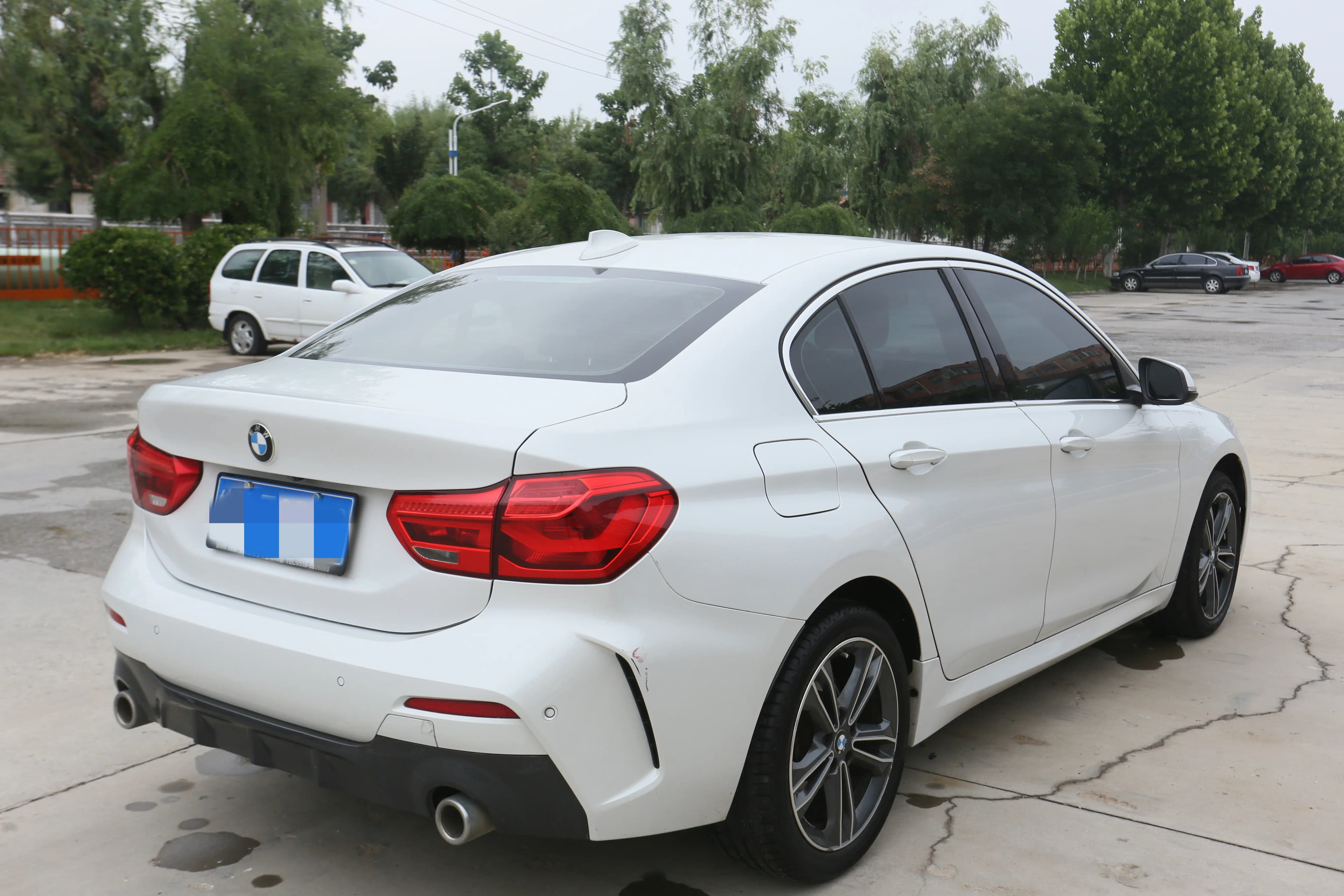 BMW 1 Series 2021 г. 80000 км. — фото 6