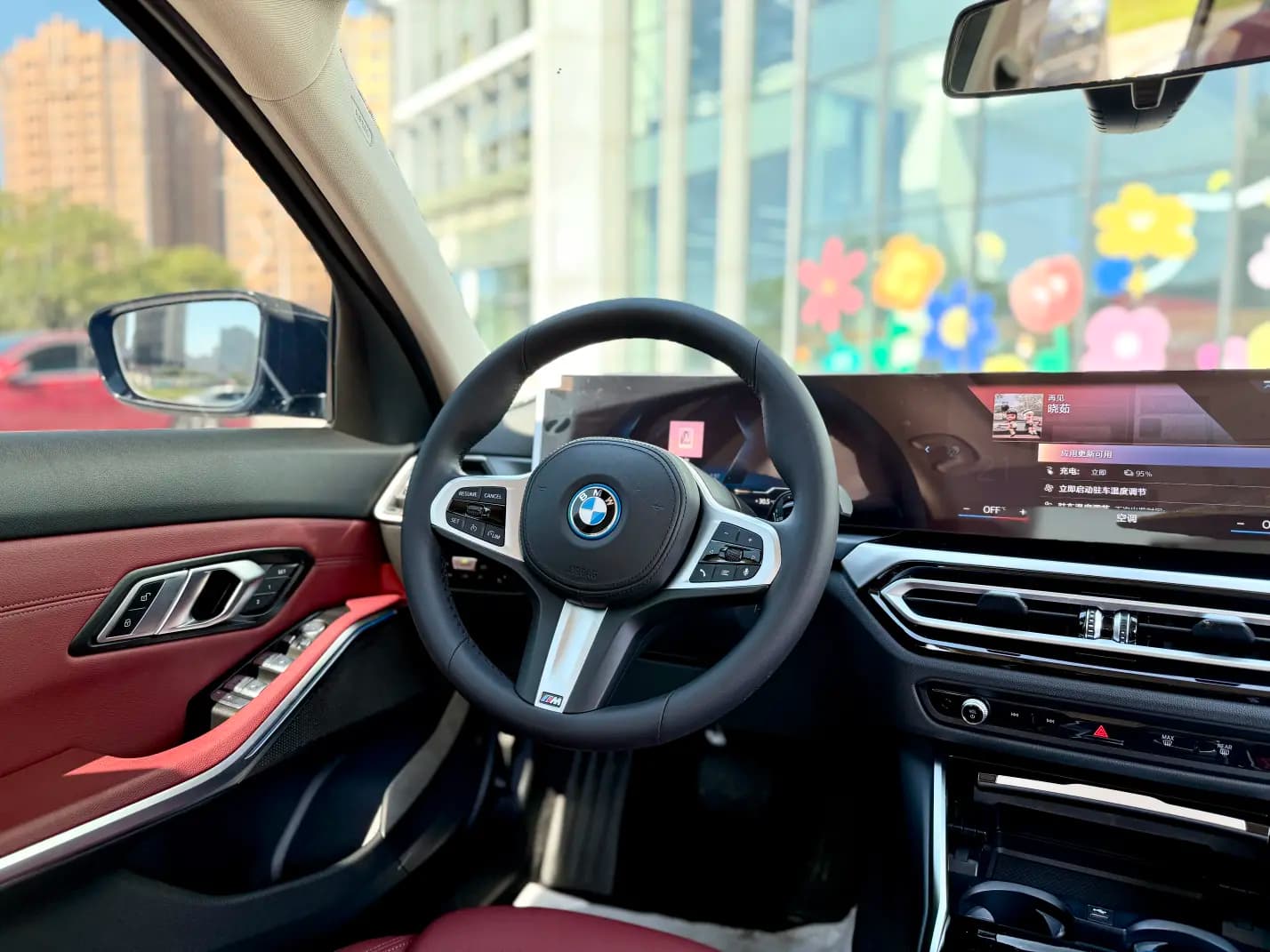 BMW i3 2023 г. 40002 км. — фото 22