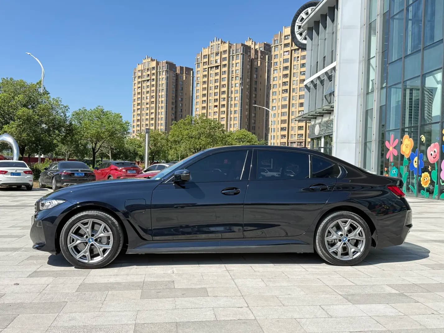 BMW i3 2023 г. 40002 км. — фото 4