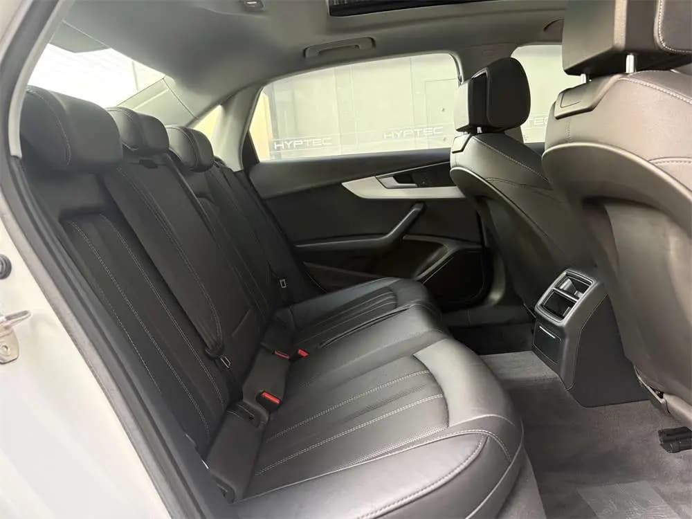 Audi A4L 2021 г. 42416 км. — фото 13