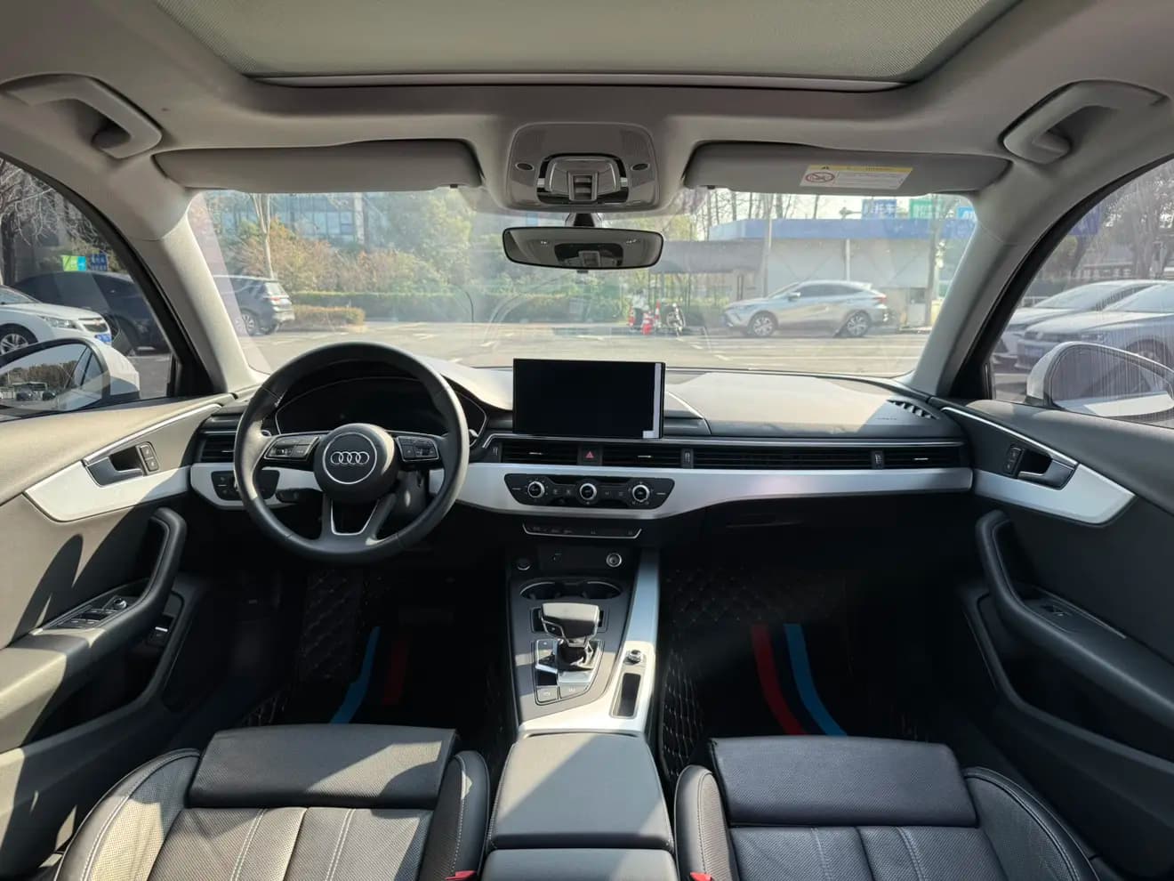 Audi A4L 2023 г. 71012 км. — фото 7