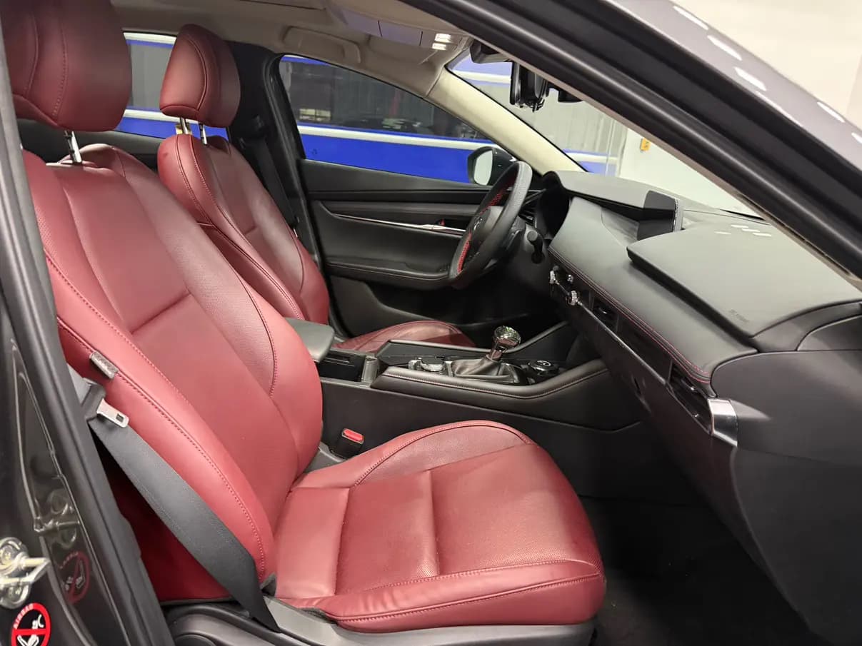 Mazda Axela 2022 г. 45017 км. — фото 14