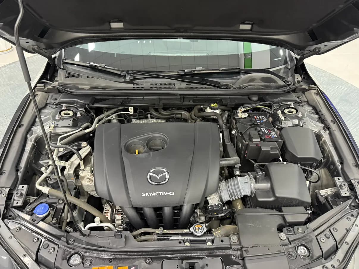 Mazda Axela 2022 г. 45017 км. — фото 9