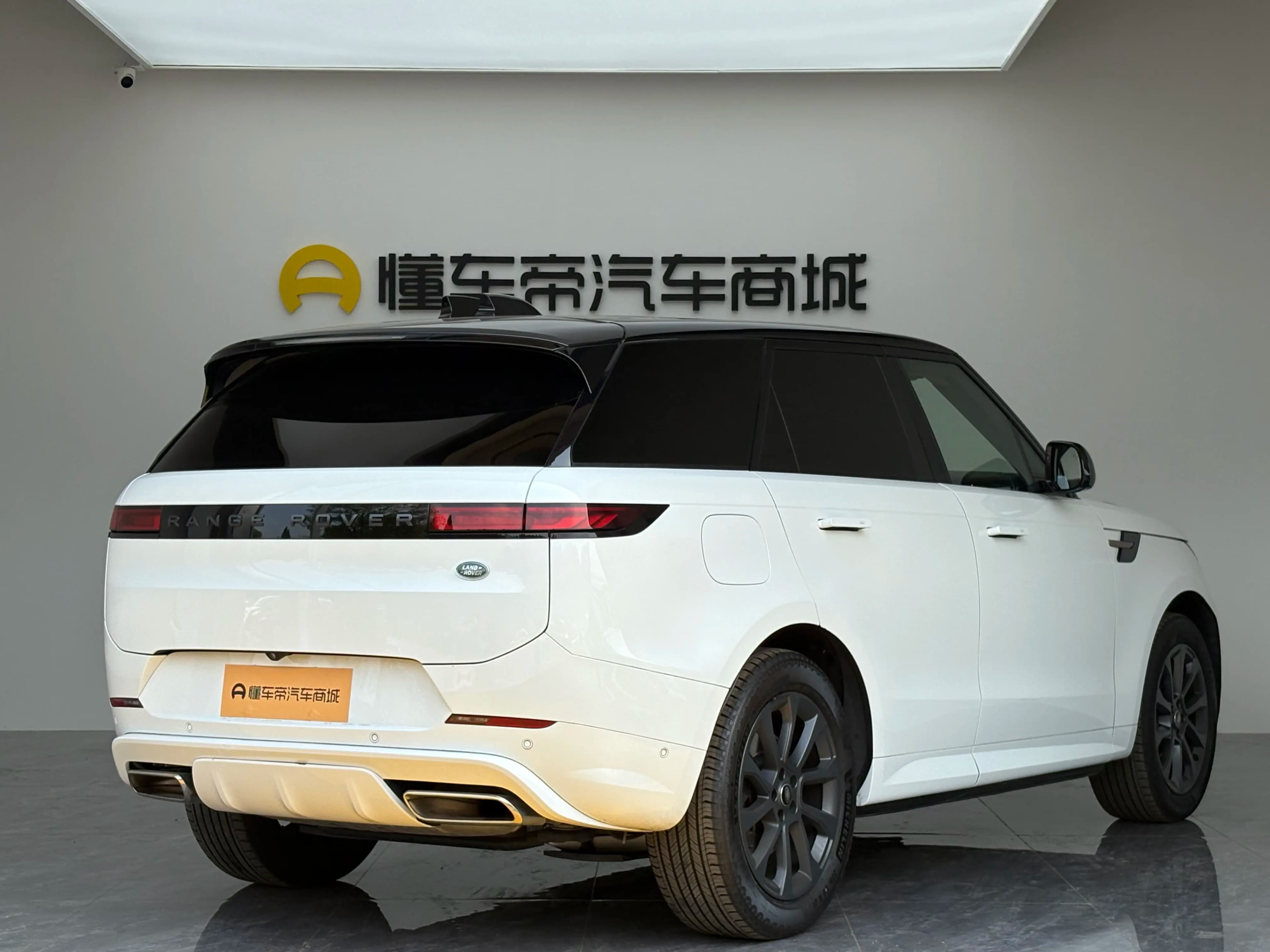 Land Rover Range Rover Sport 2023 г. 24327 км. — фото 7