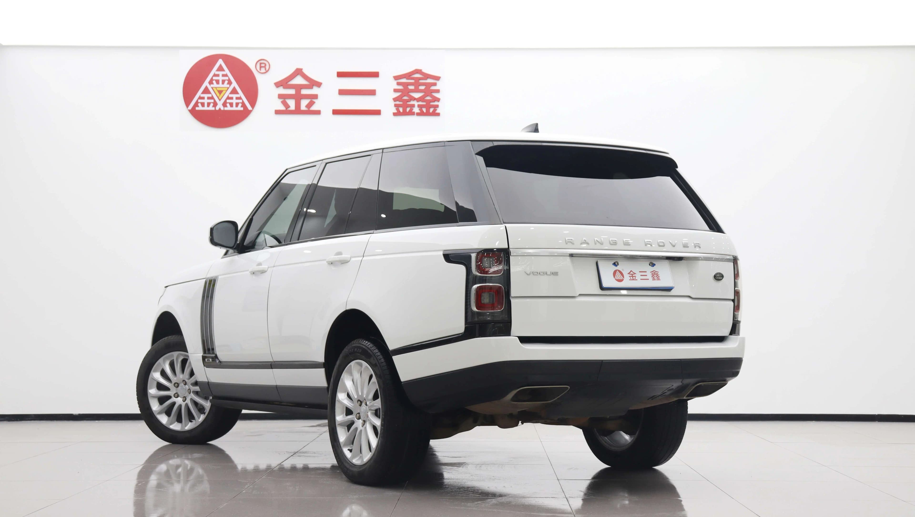 Land Rover Range rover 2022 г. 76050 км. — фото 4