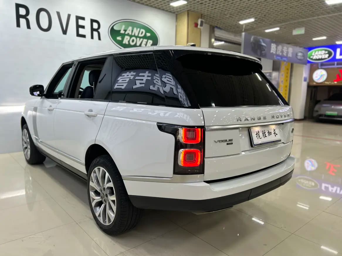 Land Rover Range rover 2021 г. 103052 км. — фото 4