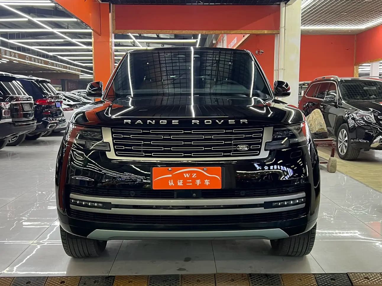 Land Rover Range rover 2024 г. 60054 км. — фото 2