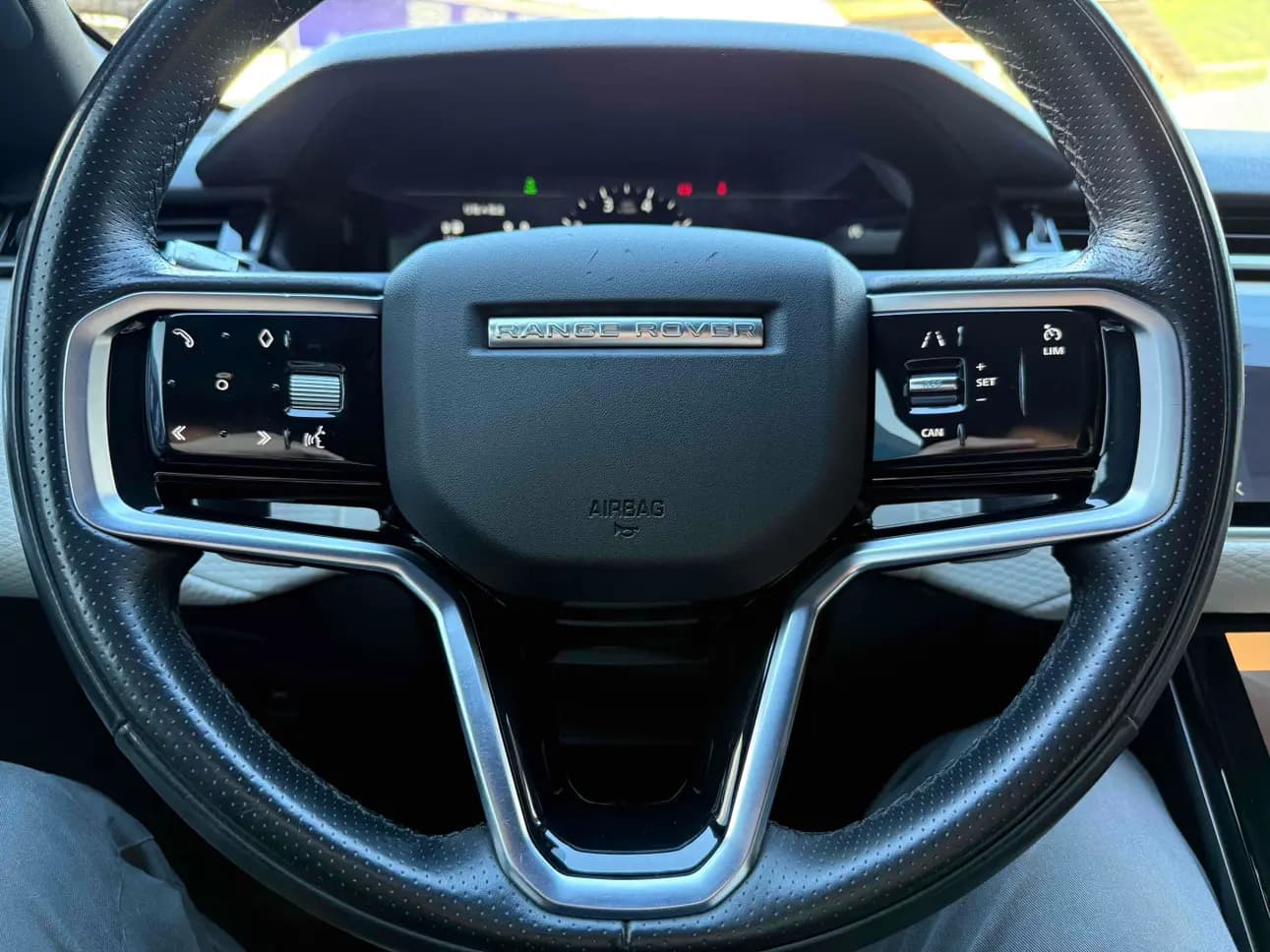 Land Rover Range Rover Velar 2022 г. 125089 км. — фото 14