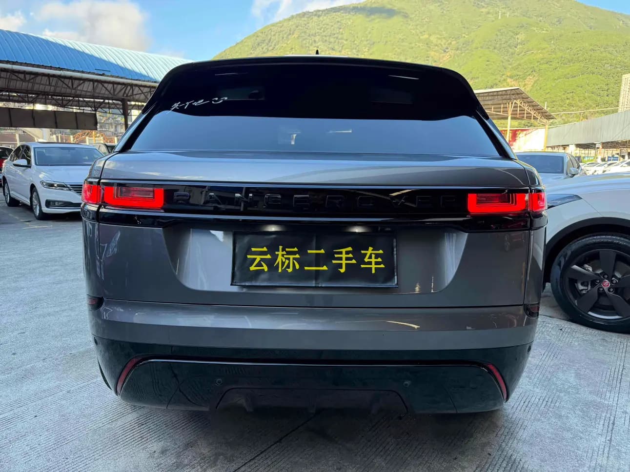 Land Rover Range Rover Velar 2022 г. 125089 км. — фото 3