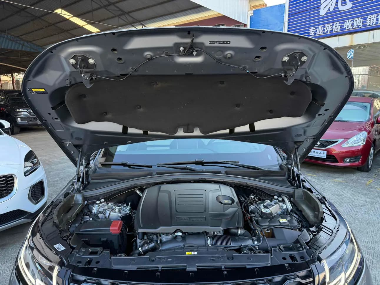 Land Rover Range Rover Velar 2022 г. 125089 км. — фото 6