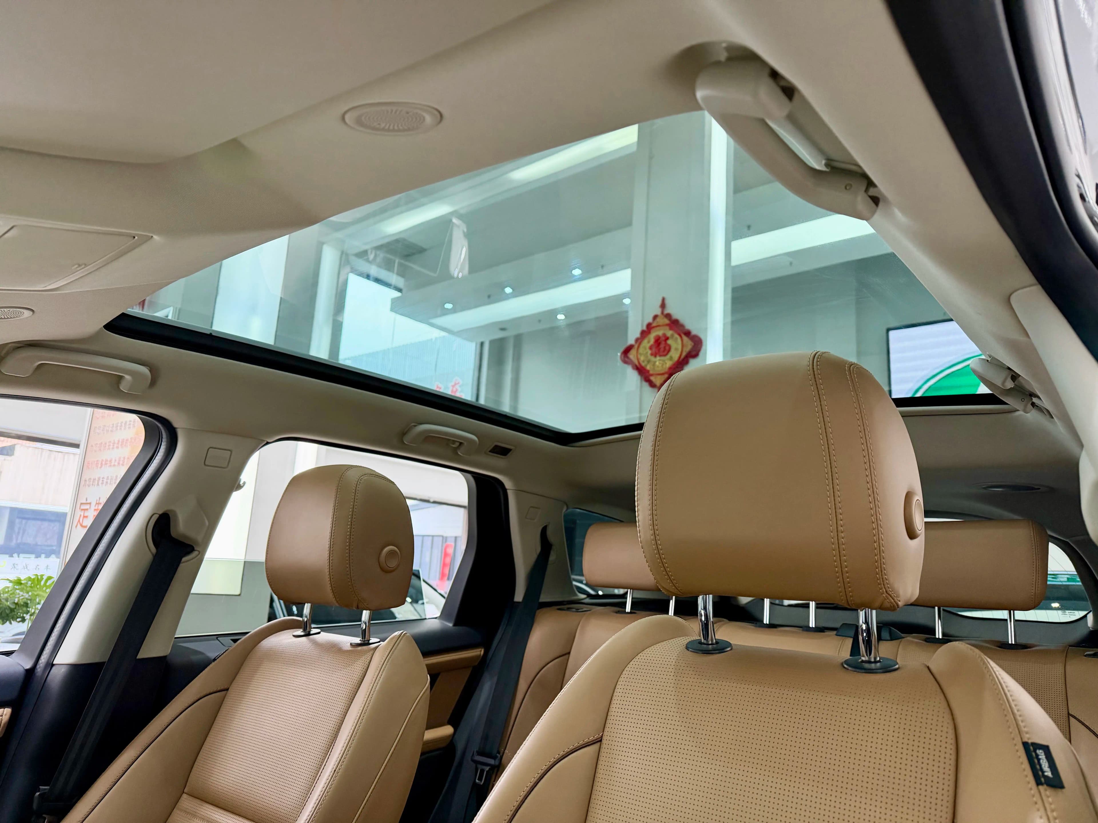 Land Rover Discover Sports 2024 г. 53525 км. — фото 13