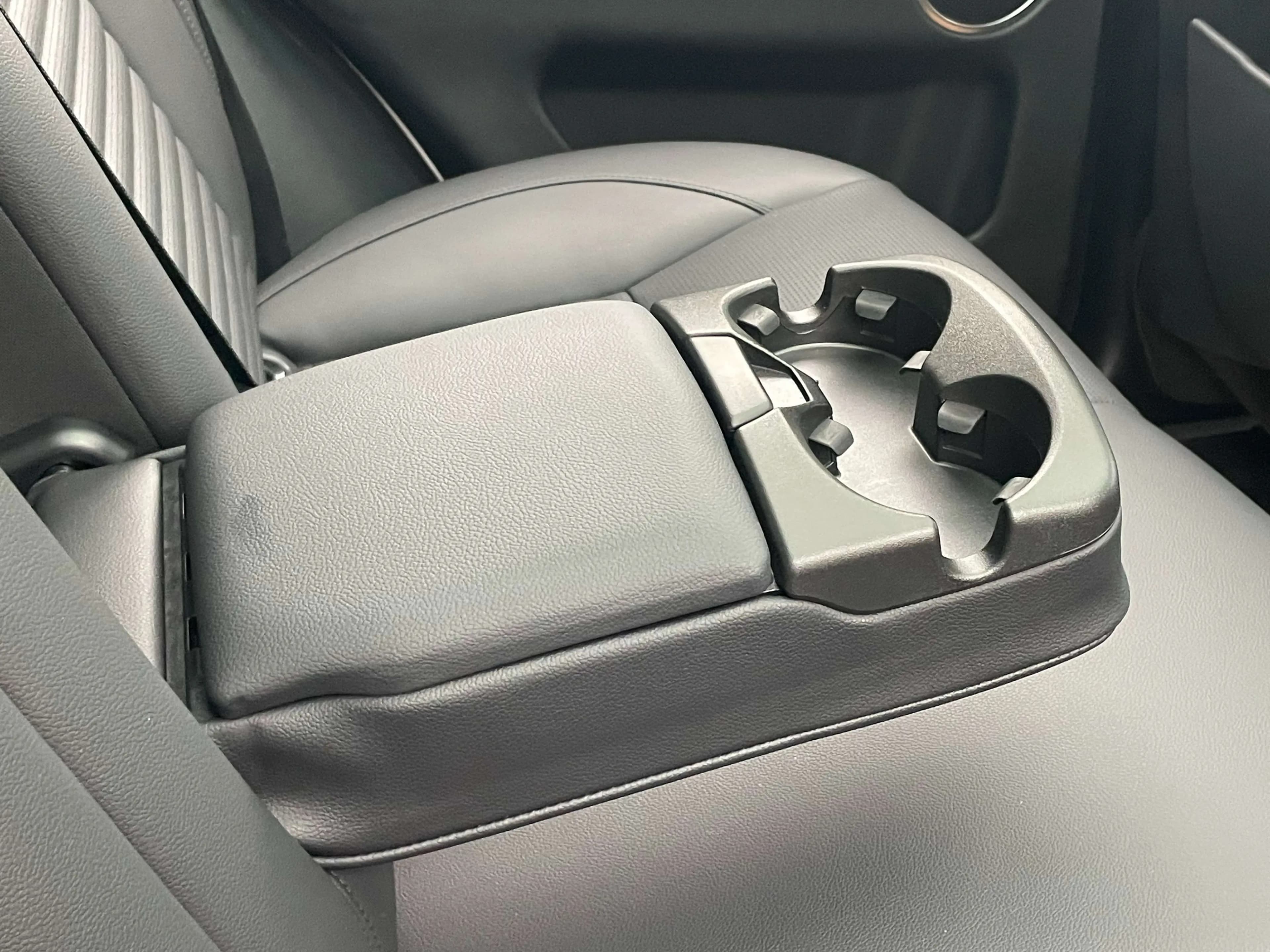 Land Rover Discover Sports 2022 г. 64622 км. — фото 14