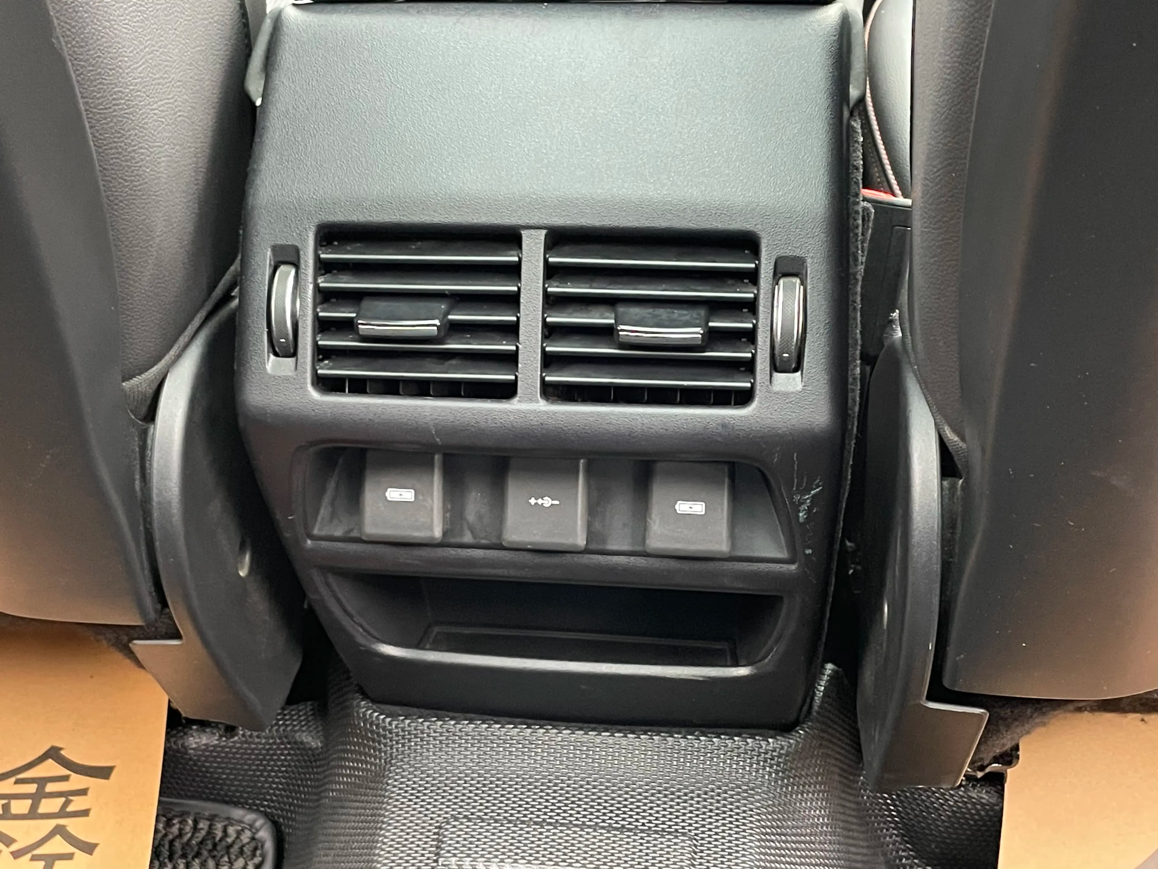 Land Rover Discover Sports 2023 г. 67021 км. — фото 16