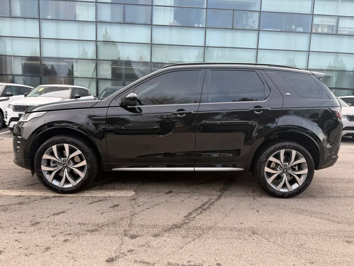 Land Rover Discover Sports 2024 г. 26720 км. — фото 3