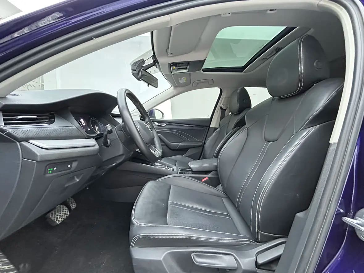 Skoda Octavia 2022 г. 39066 км. — фото 16