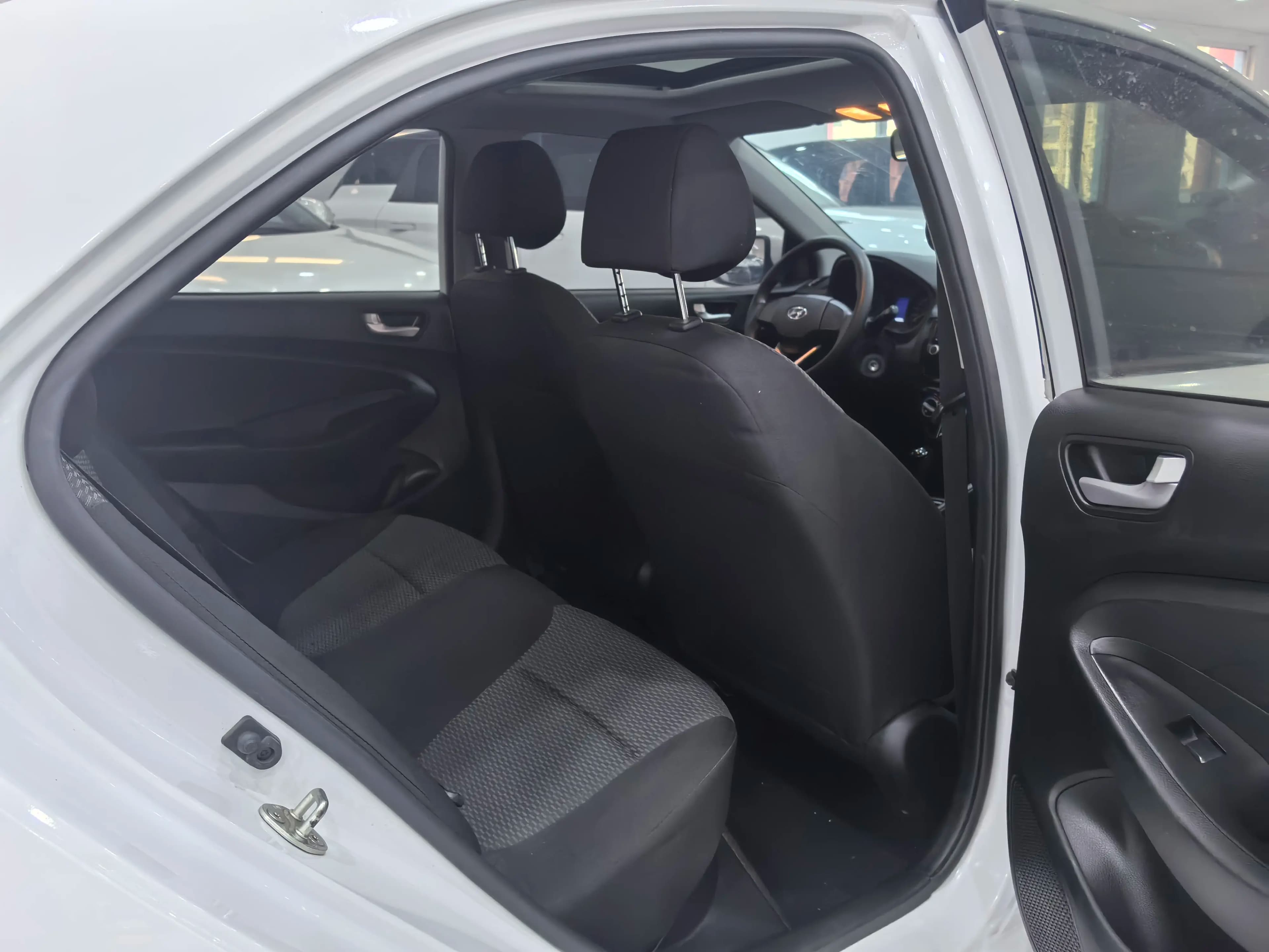 Hyundai Verna 2021 г. 43068 км. — фото 13