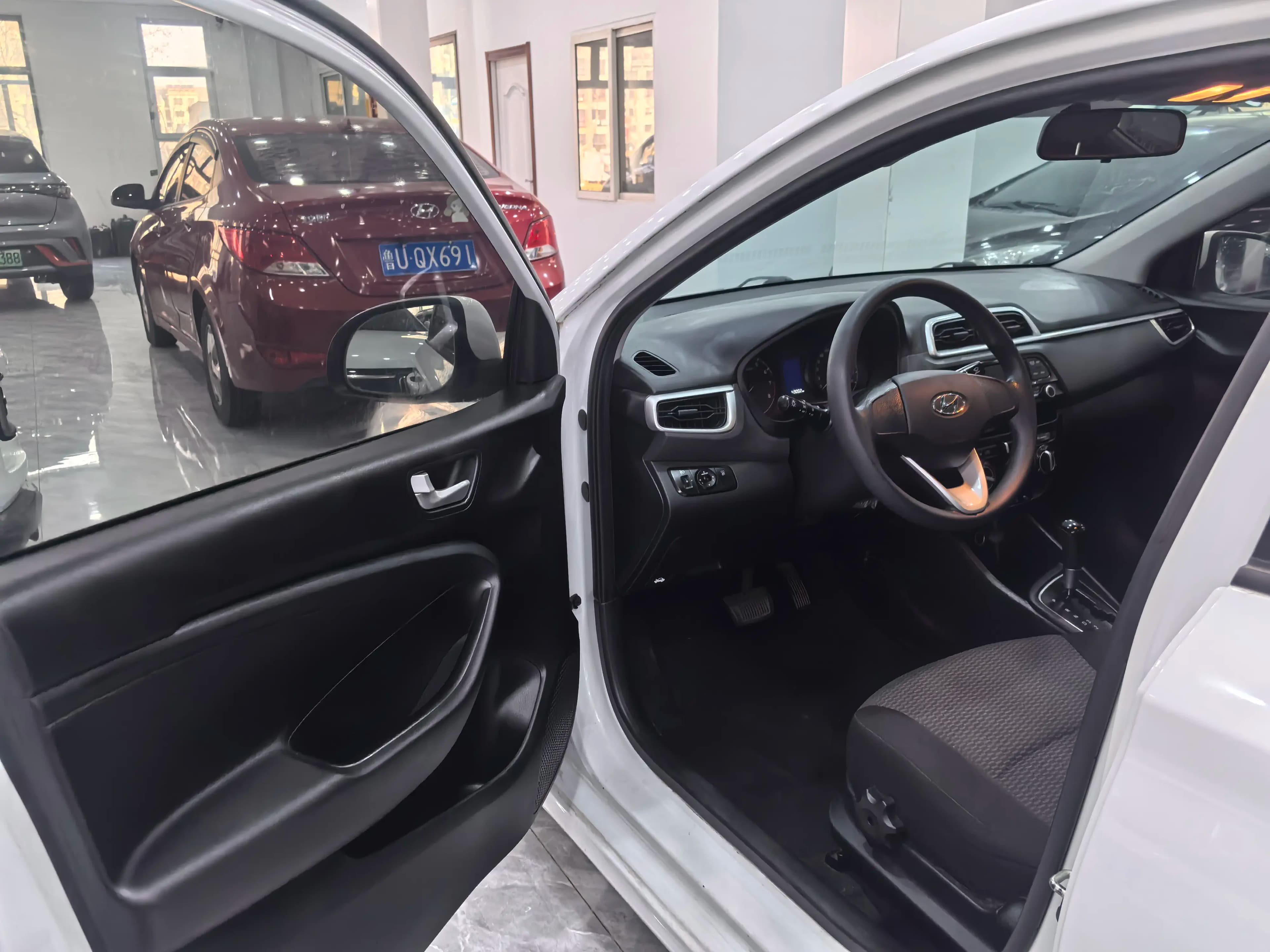 Hyundai Verna 2021 г. 43068 км. — фото 14
