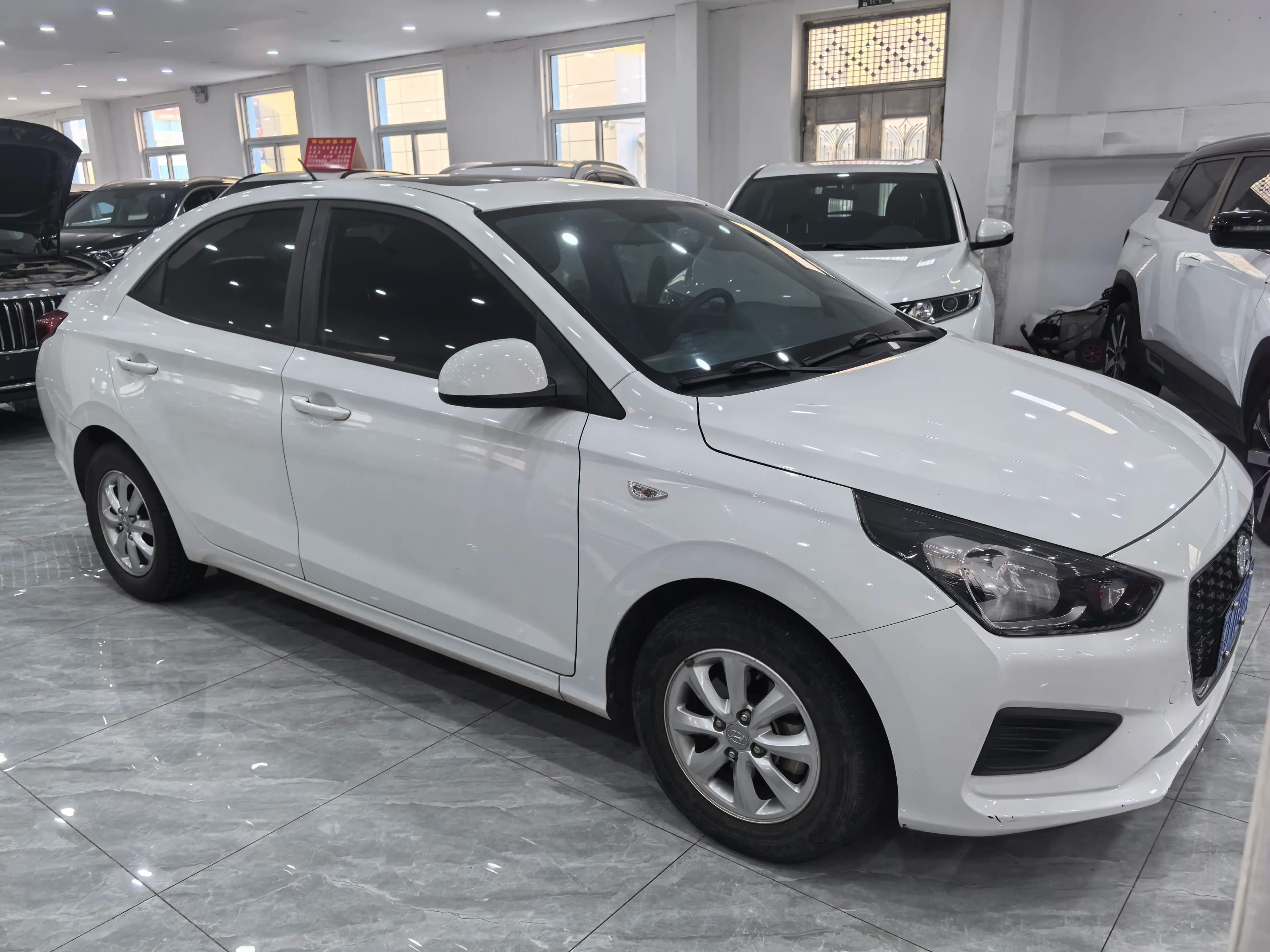 Hyundai Verna 2021 г. 43068 км. — фото 3