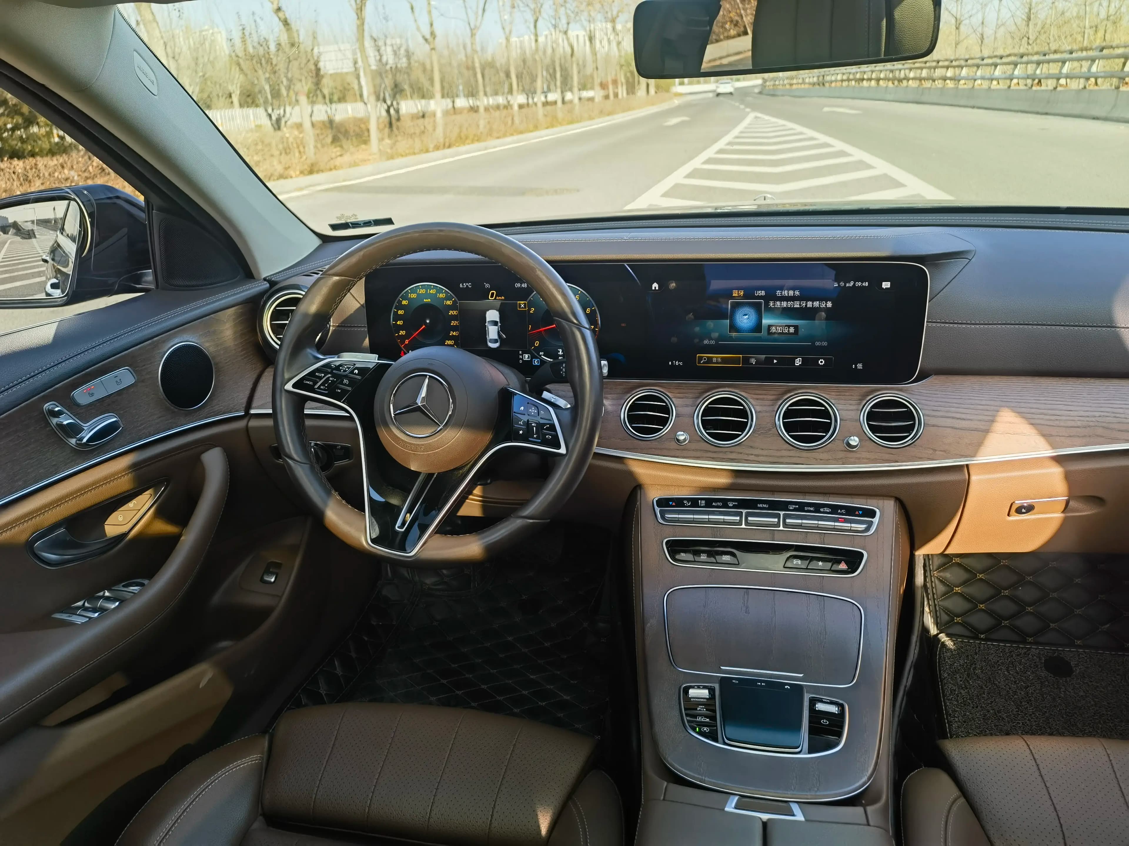 Mercedes-Benz E-Class 2022 г. 63141 км. — фото 11