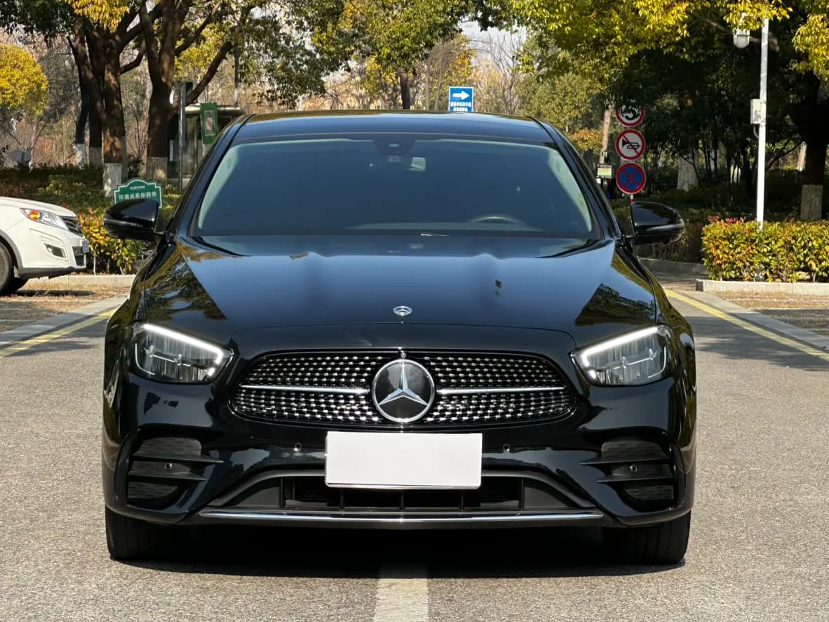 Mercedes-Benz E-Class 2022 г. 90139 км. — фото 2