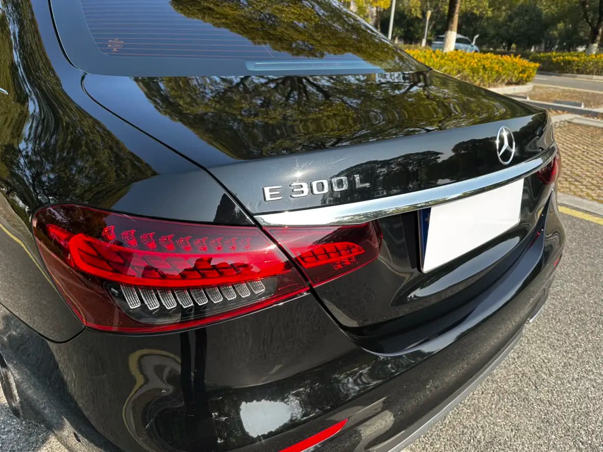Mercedes-Benz E-Class 2022 г. 90139 км. — фото 20