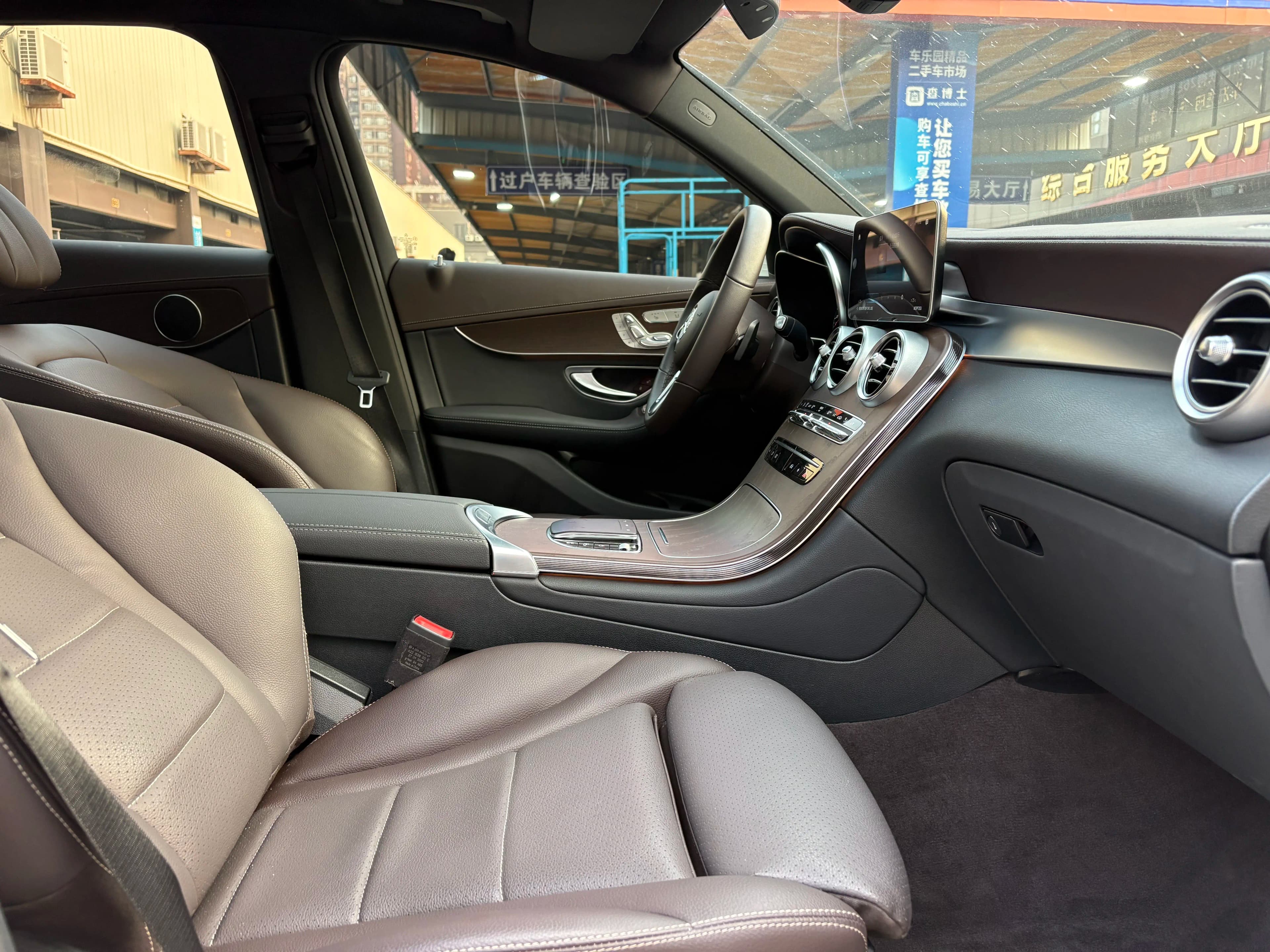 Mercedes-Benz GLC 2023 г. 22094 км. — фото 16