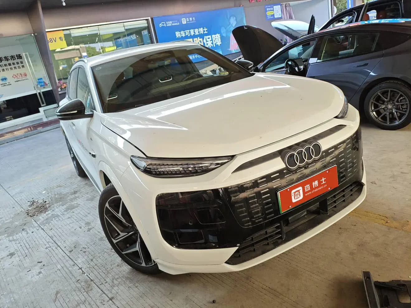 Audi Q6L e-tron 2025 г. 4056 км. — фото 2