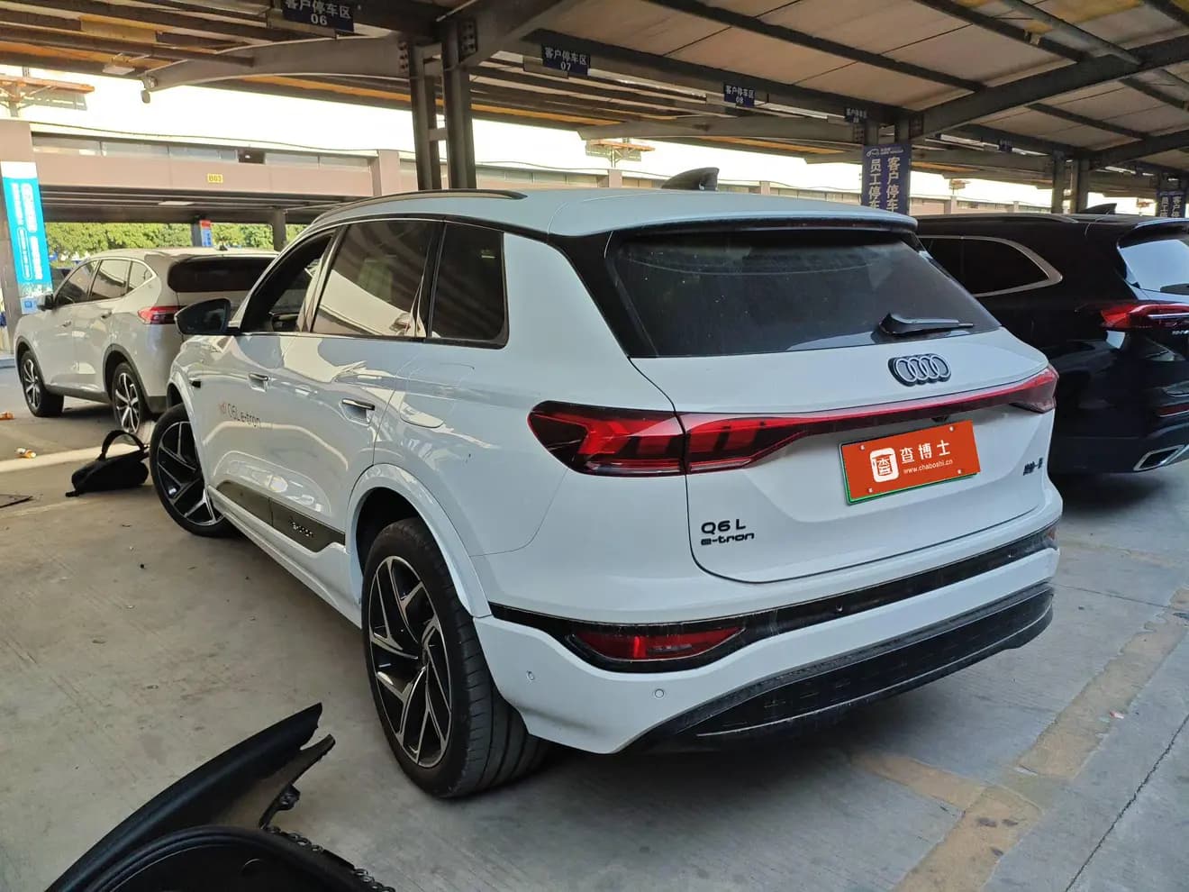 Audi Q6L e-tron 2025 г. 4056 км. — фото 3