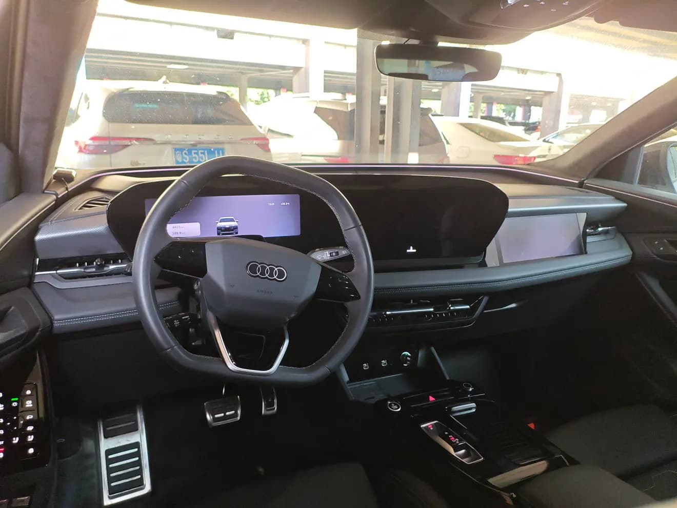 Audi Q6L e-tron 2025 г. 4056 км. — фото 6