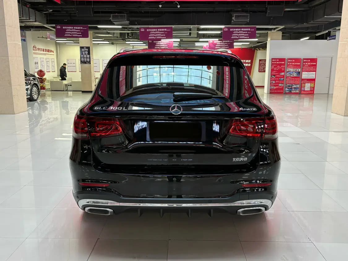 Mercedes-Benz GLC 2022 г. 28093 км. — фото 3