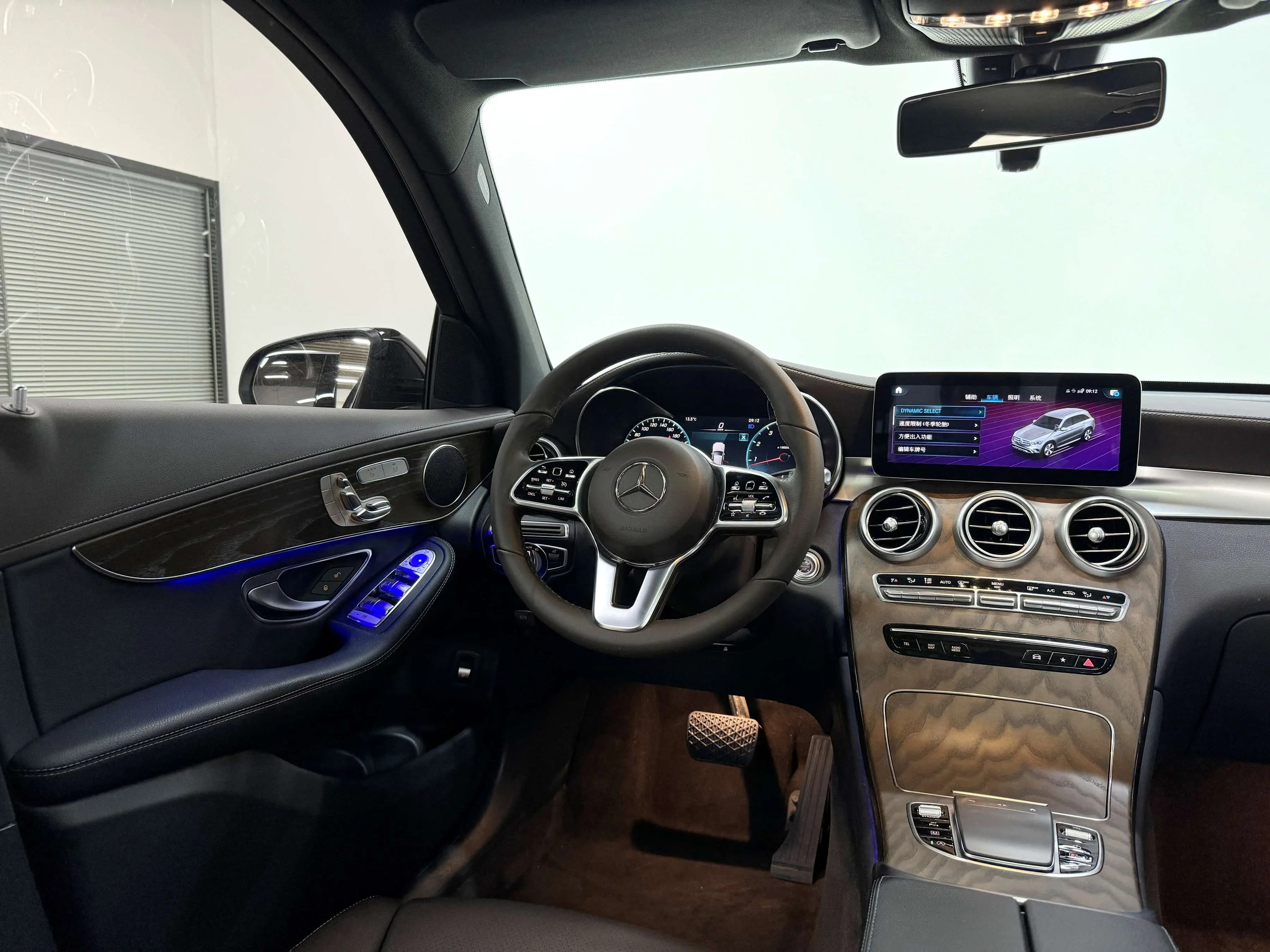 Mercedes-Benz GLC 2022 г. 43592 км. — фото 18