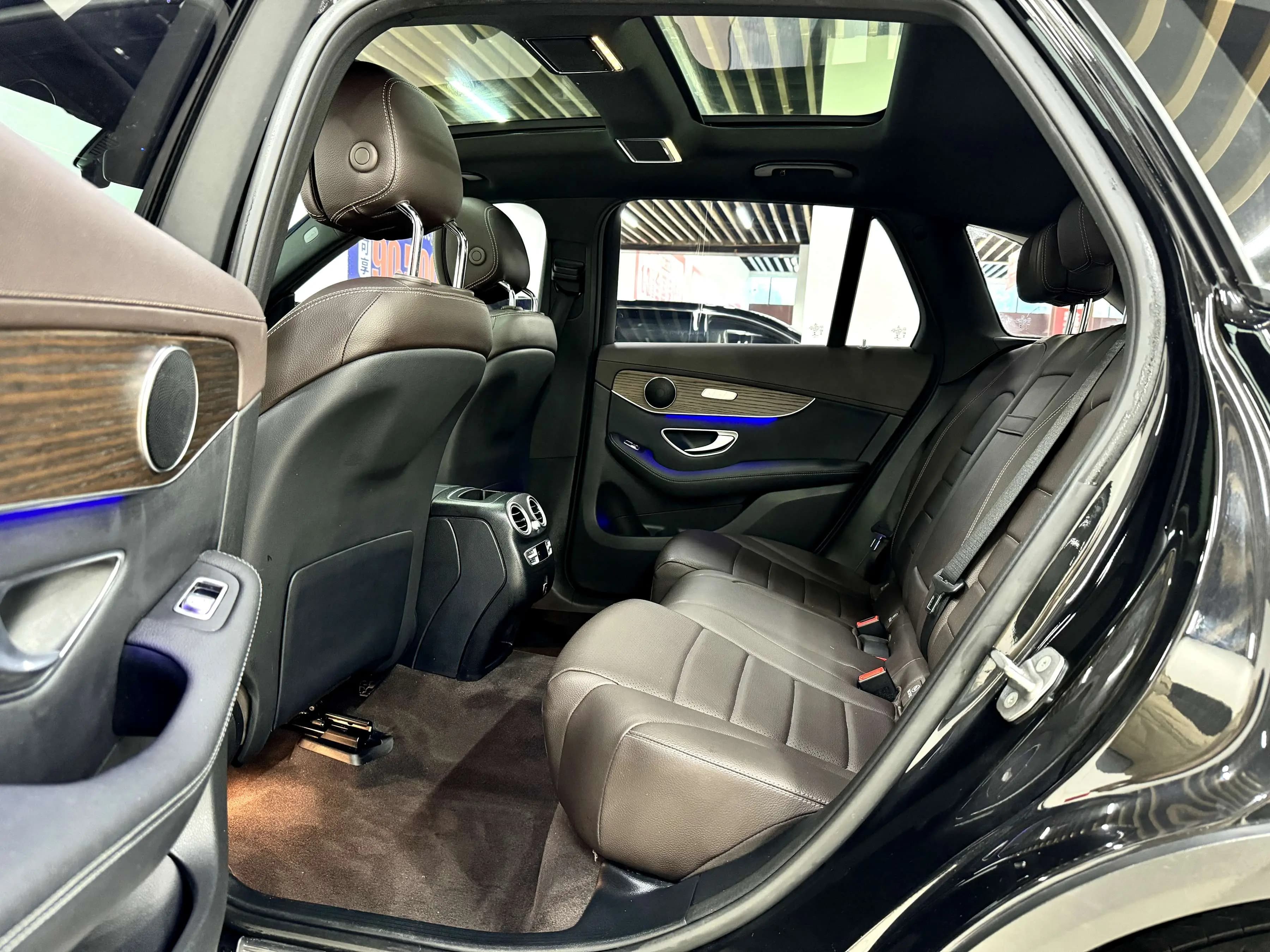Mercedes-Benz GLC 2022 г. 43592 км. — фото 20