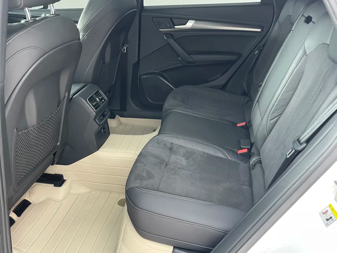 Audi Q5L Sportback 2021 г. 55103 км. — фото 14