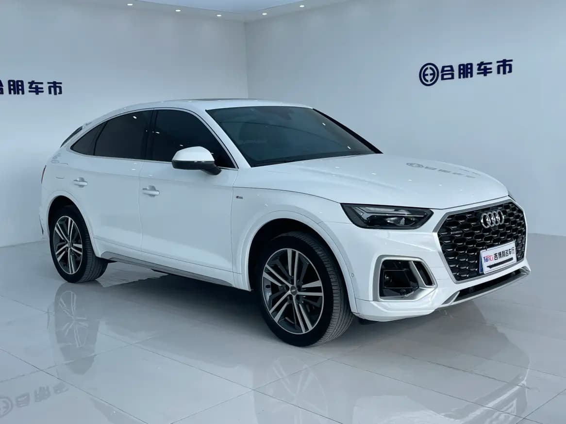 Audi Q5L Sportback 2021 г. 55103 км. — фото 3