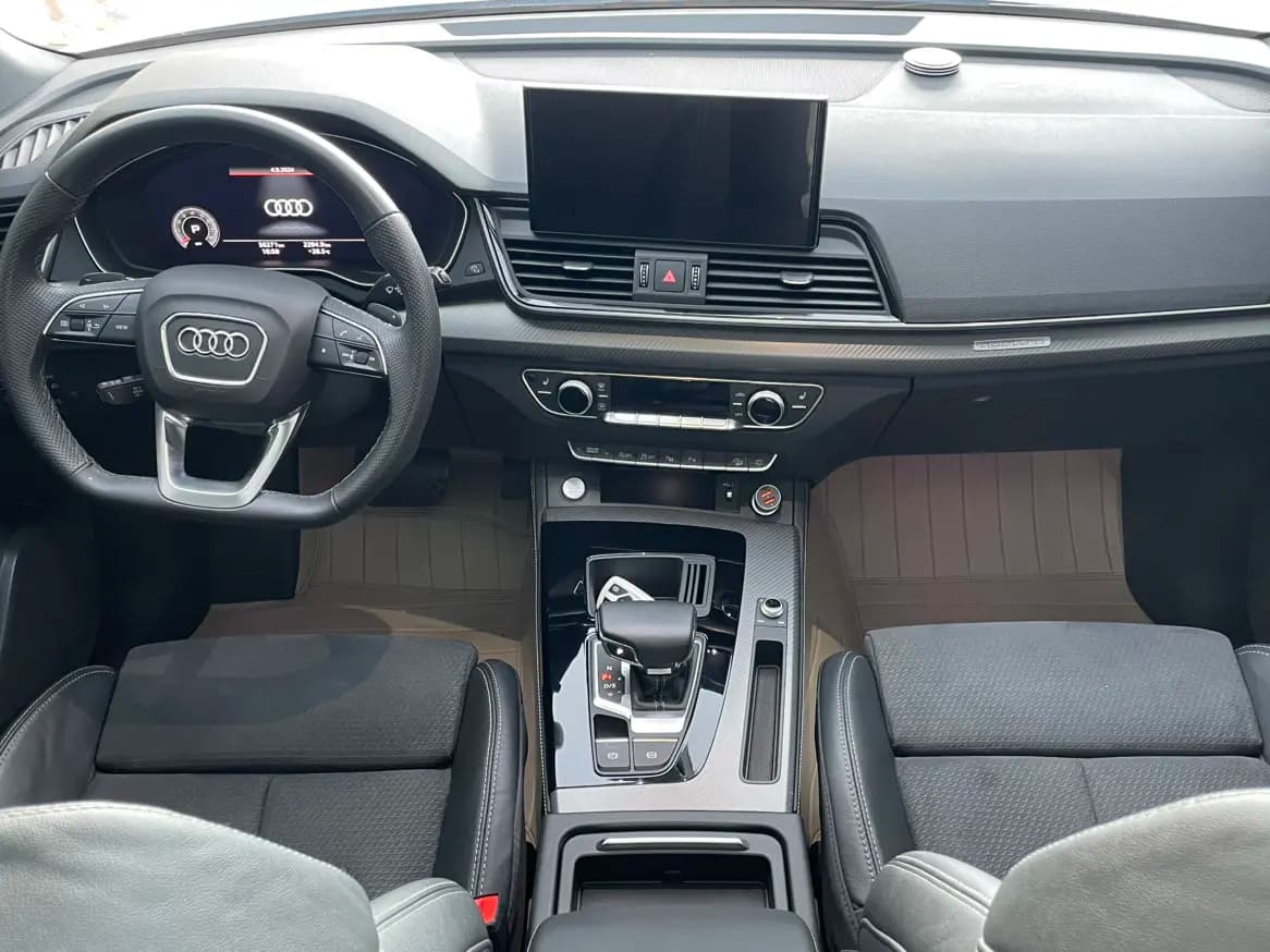Audi Q5L Sportback 2021 г. 55103 км. — фото 10