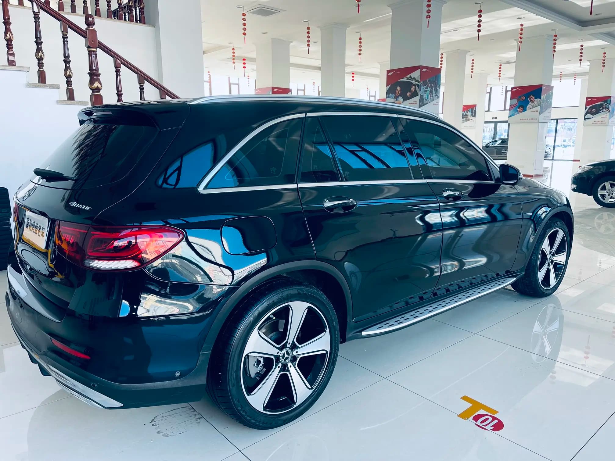 Mercedes-Benz GLC 2023 г. 51091 км. — фото 6