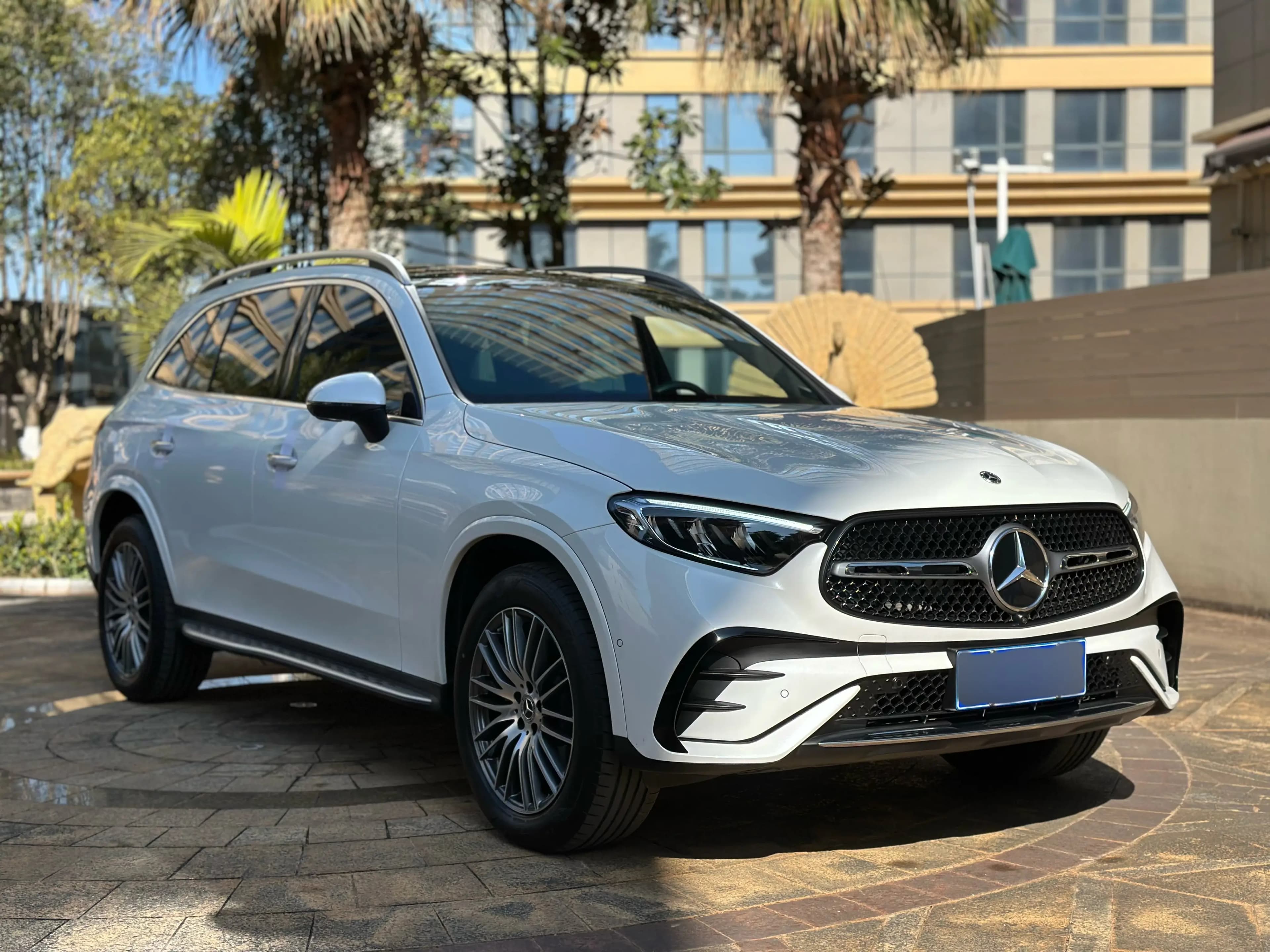 Mercedes-Benz GLC 2024 г. 12090 км. — фото 3
