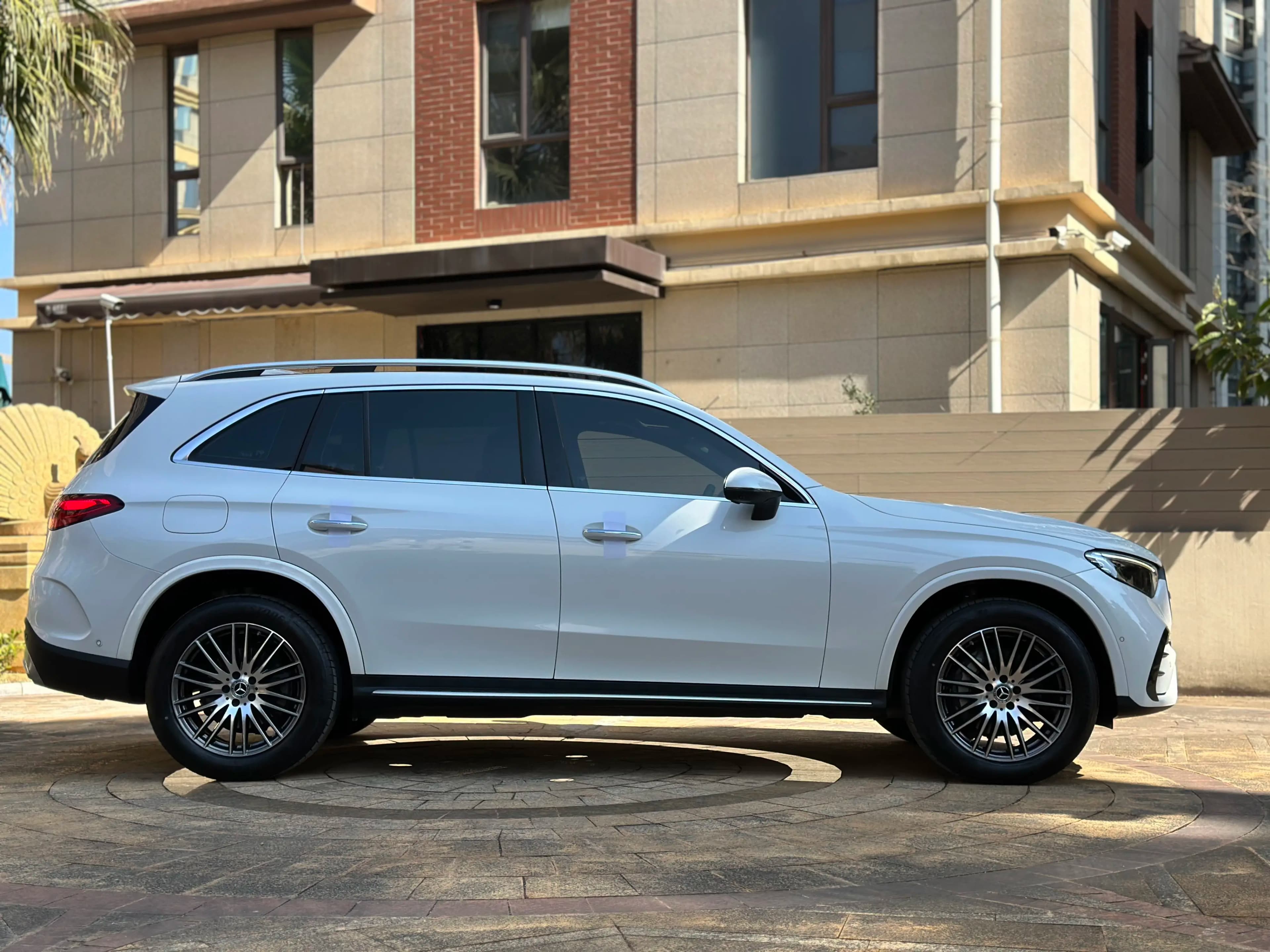 Mercedes-Benz GLC 2024 г. 12090 км. — фото 7