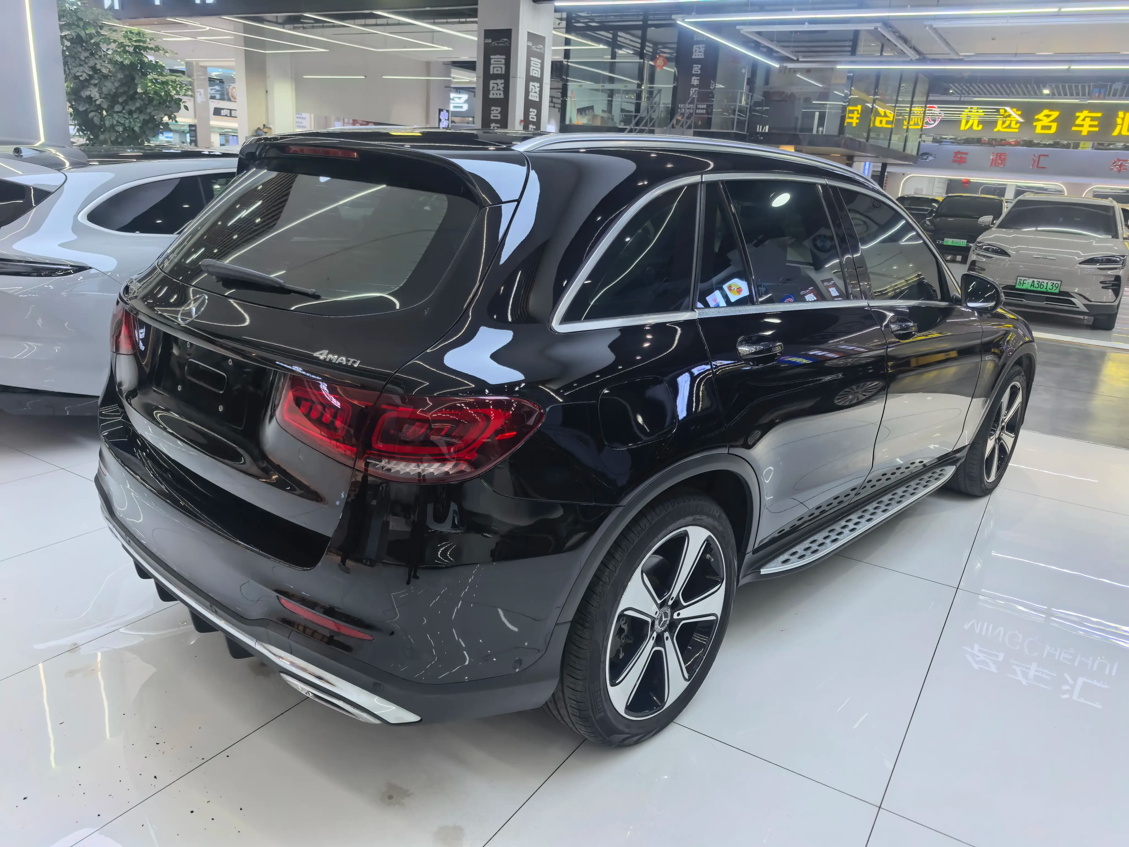 Mercedes-Benz GLC 2023 г. 62089 км. — фото 6