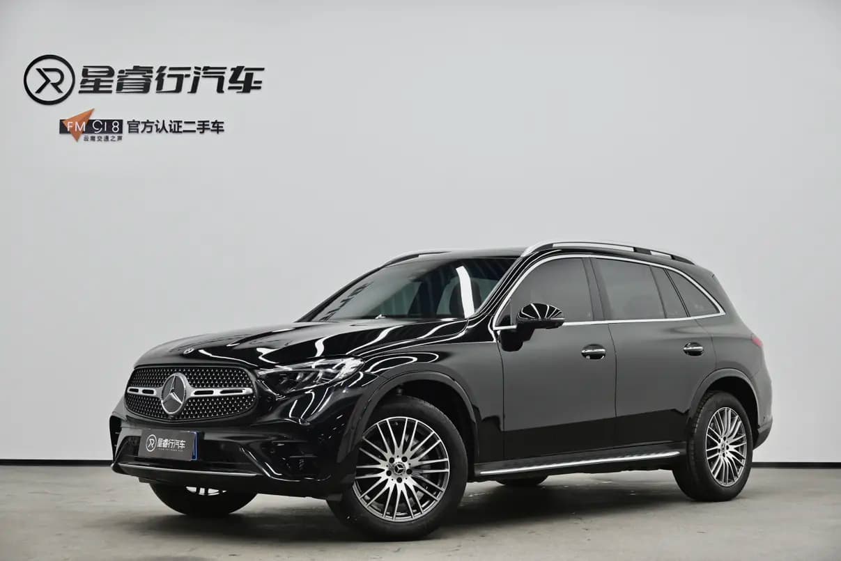 Mercedes-Benz GLC 2024 г. 49088 км.