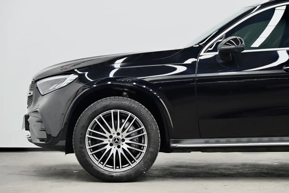 Mercedes-Benz GLC 2024 г. 49088 км. — фото 11
