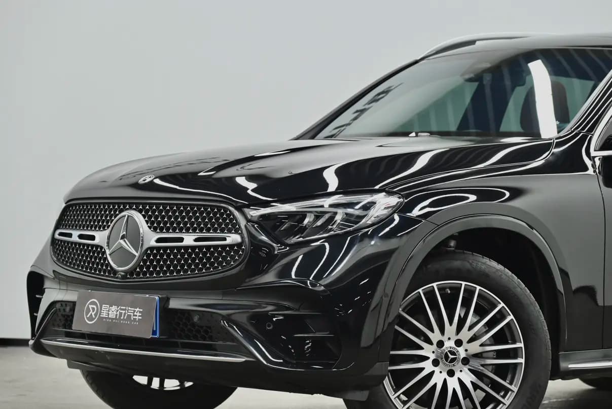 Mercedes-Benz GLC 2024 г. 49088 км. — фото 19